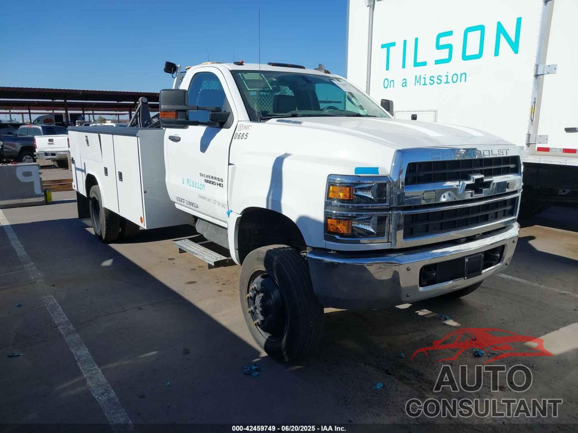 CHEVROLET SILVERADO MD 2023 - 1HTKJPVM1PH125629