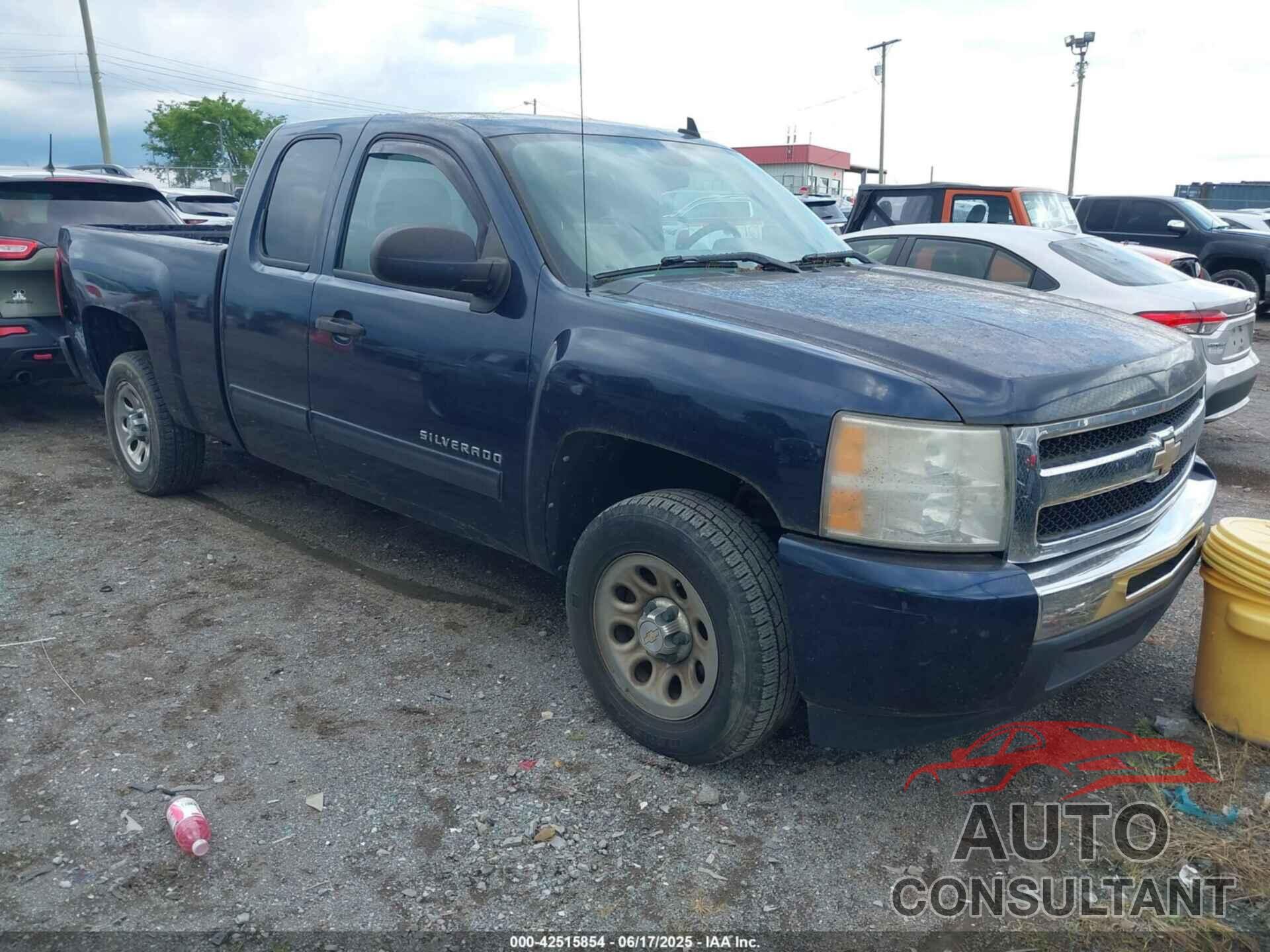 CHEVROLET SILVERADO 1500 2011 - 1GCRCREA1BZ369548