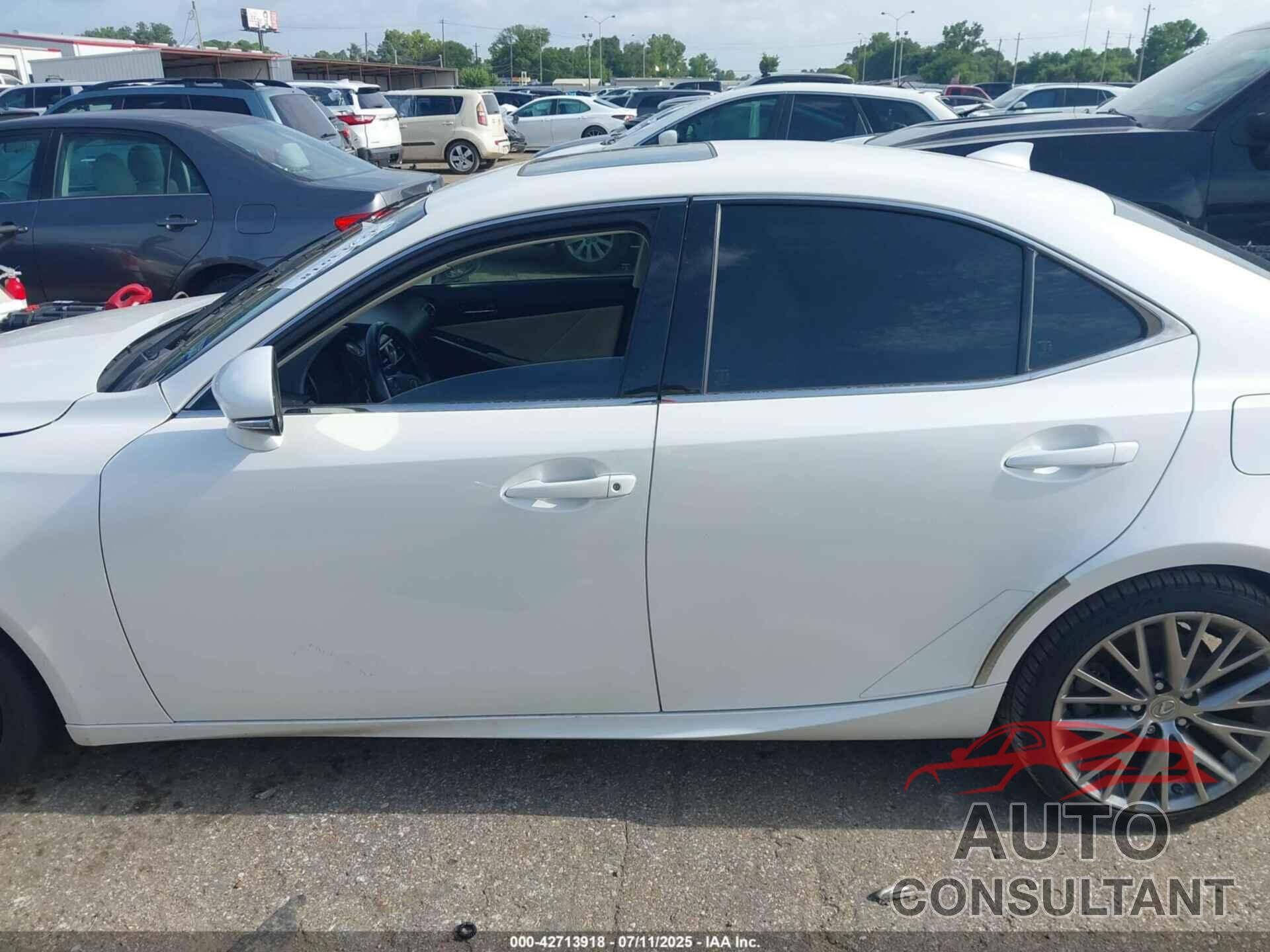 LEXUS IS 250 2015 - JTHBF1D23F5073284