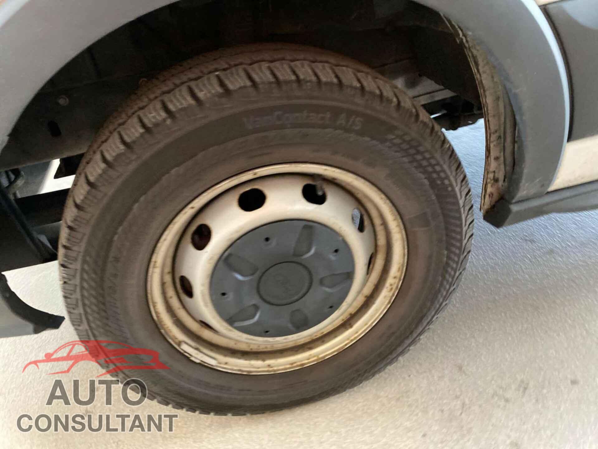FORD TRANSIT 2017 - 1FTYE1YM8HKA28386