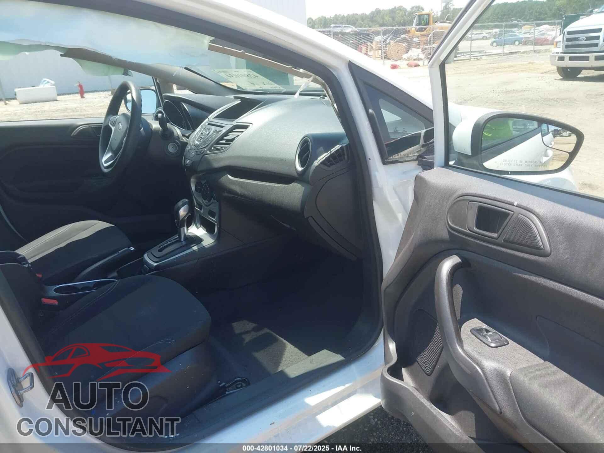 FORD FIESTA 2018 - 3FADP4EJ8JM114709