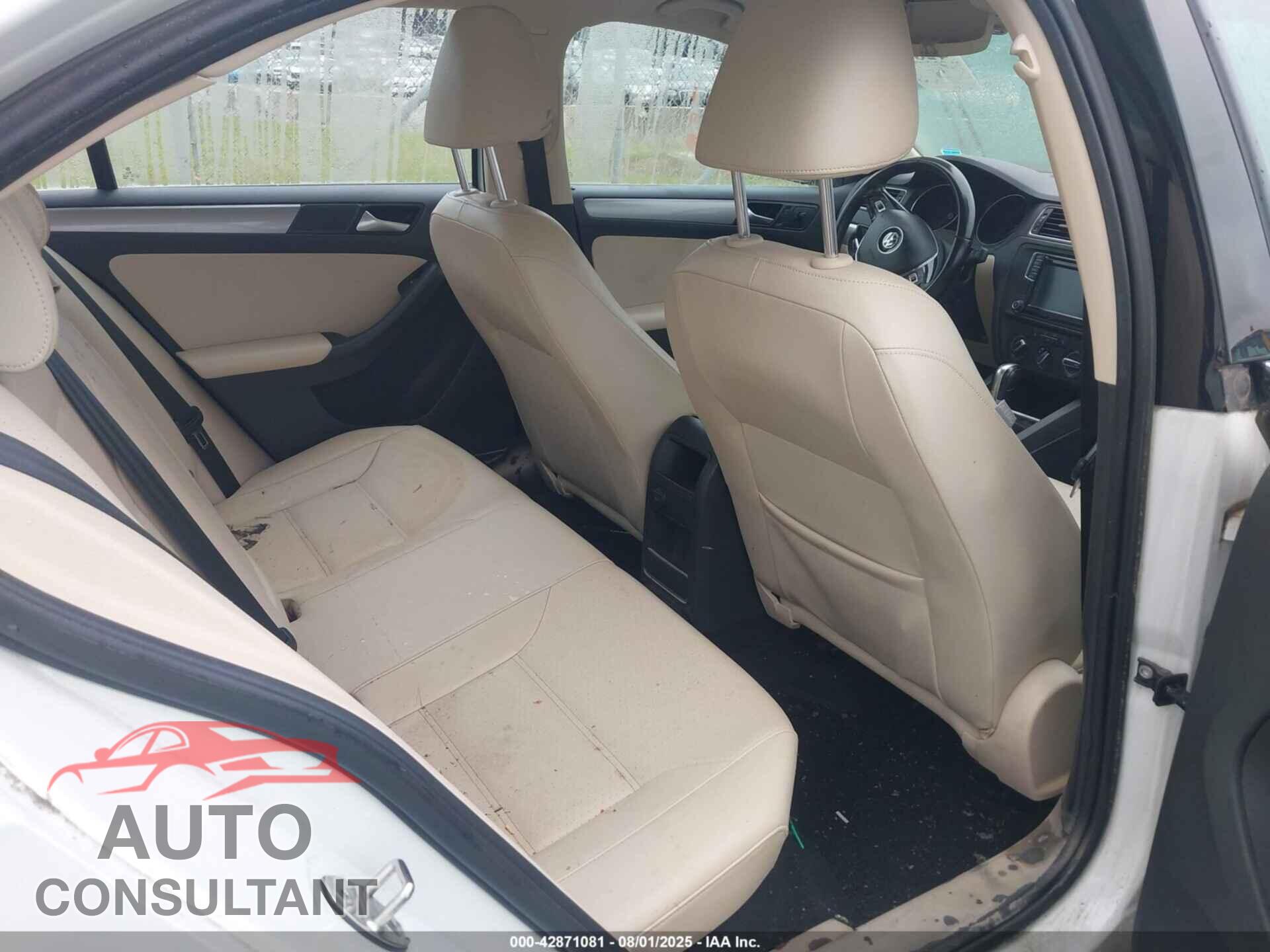 VOLKSWAGEN JETTA 2017 - 3VWDB7AJ6HM271307