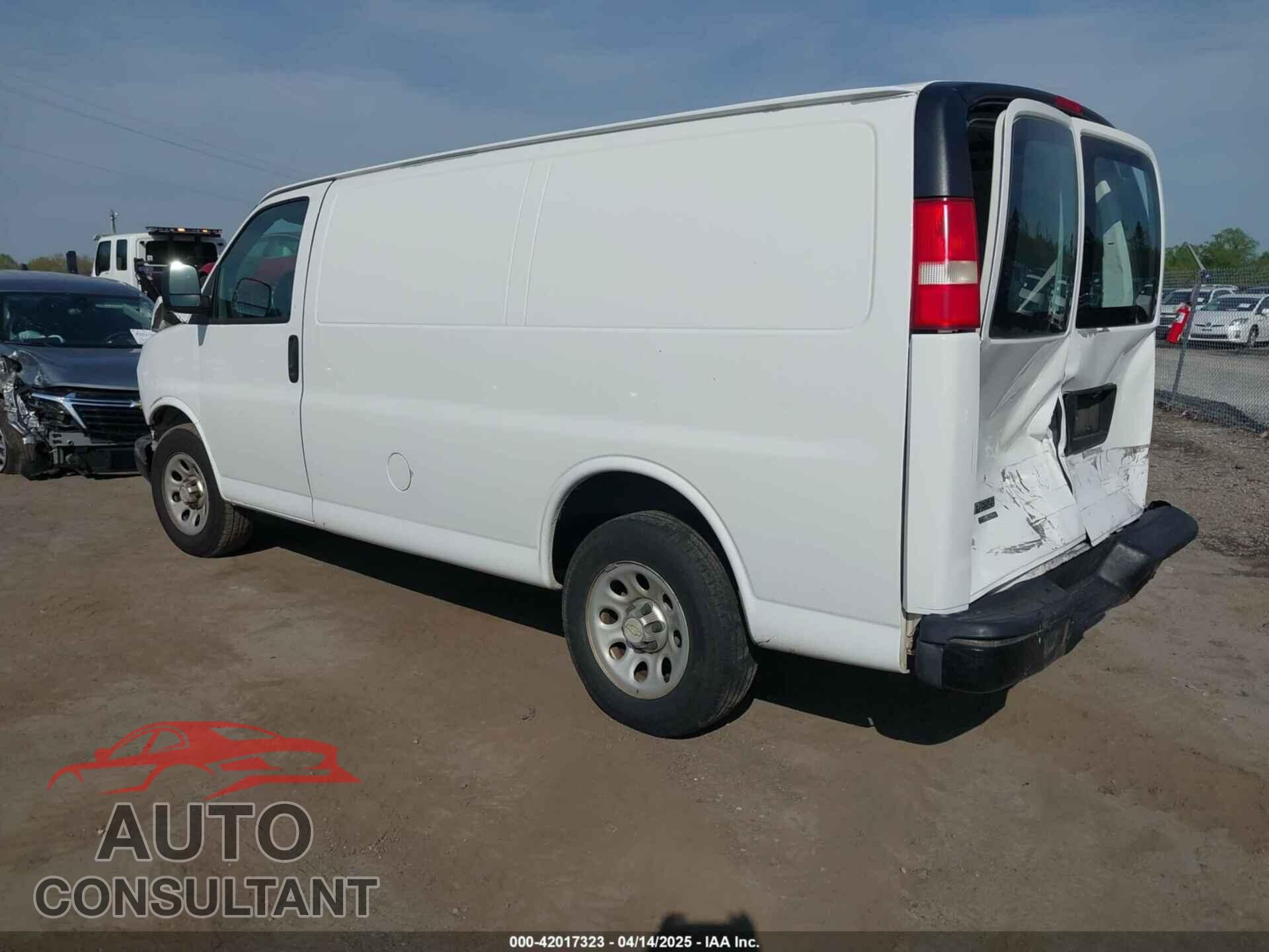 CHEVROLET EXPRESS 2013 - 1GCSGAFX8D1118666
