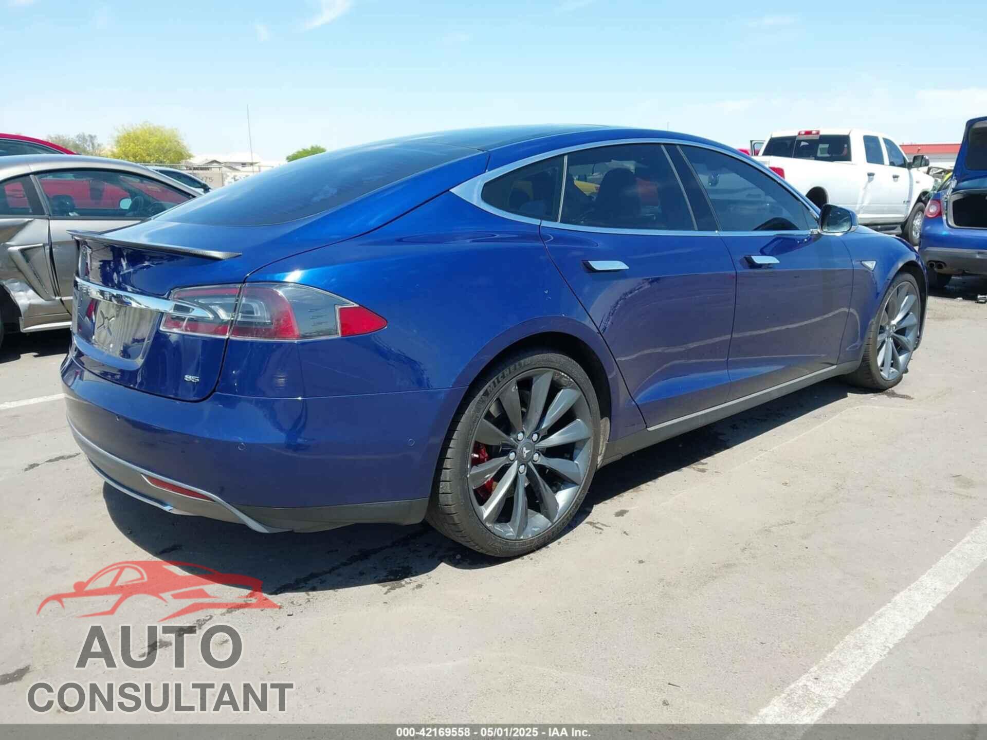 TESLA MODEL S 2016 - 5YJSA1E10GF126433