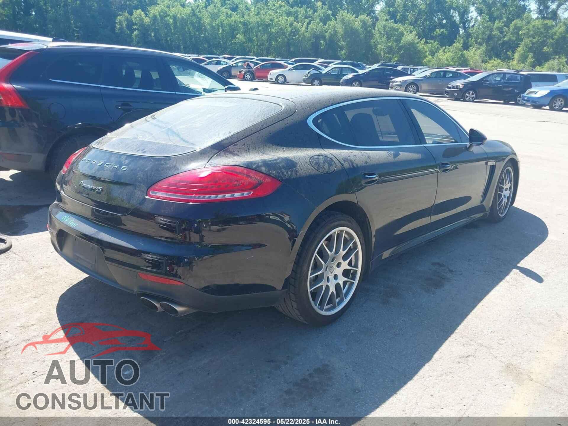 PORSCHE PANAMERA 2014 - WP0BB2A78EL062021
