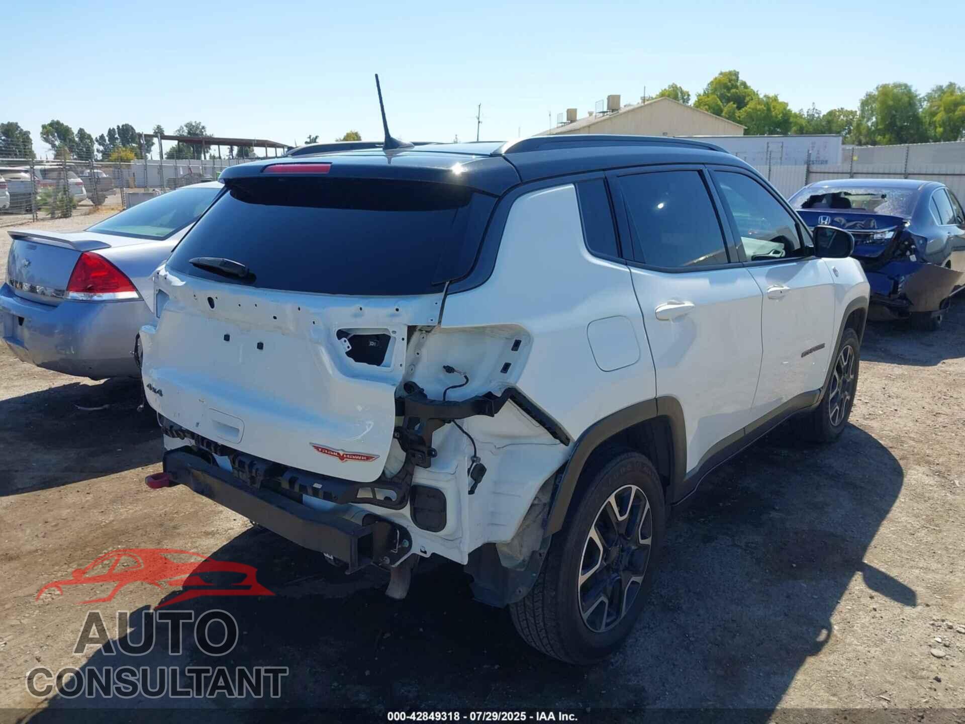 JEEP COMPASS 2020 - 3C4NJDDB3LT108853