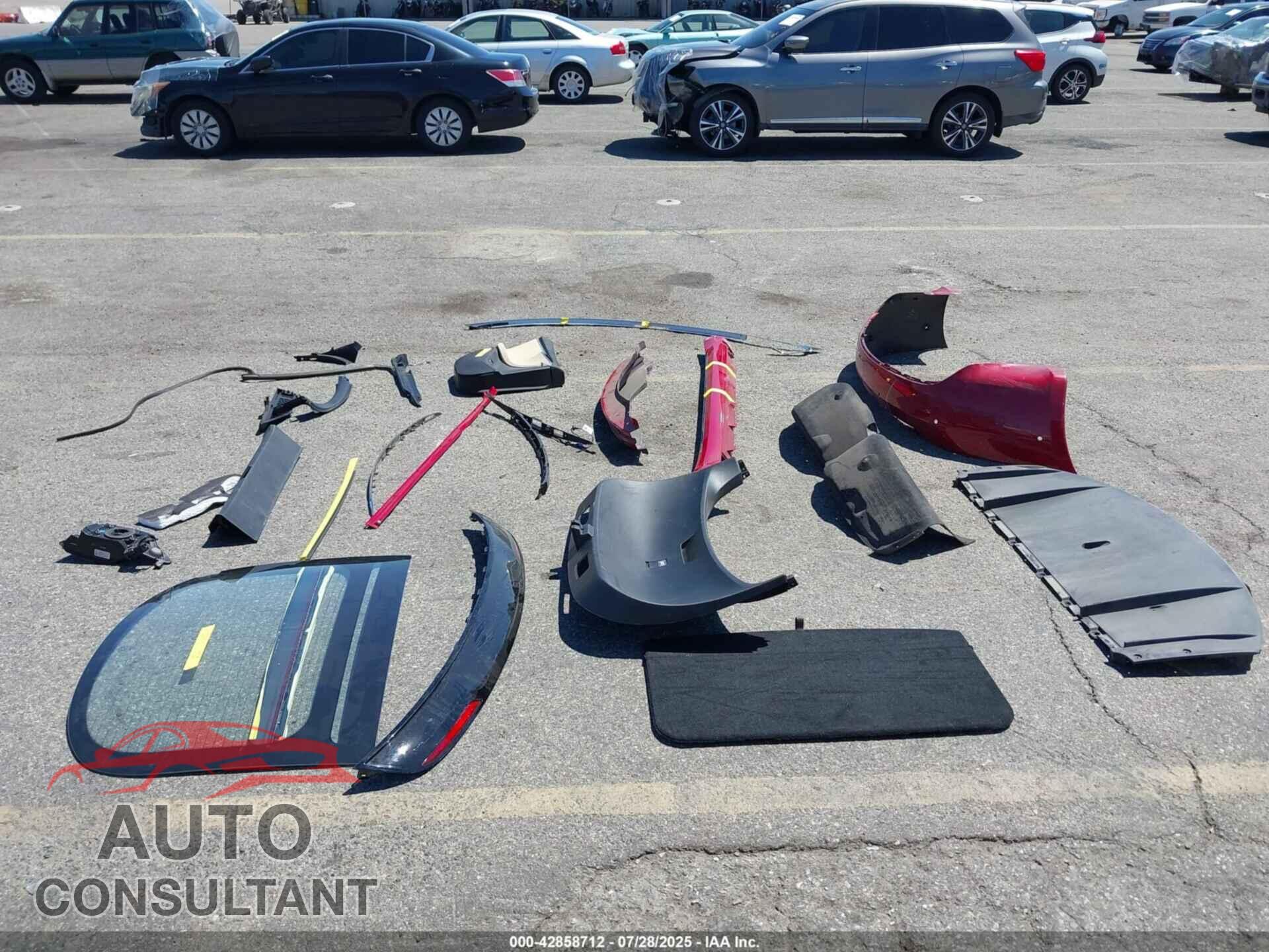 TESLA MODEL S 2016 - 5YJSA1E2XGF158301