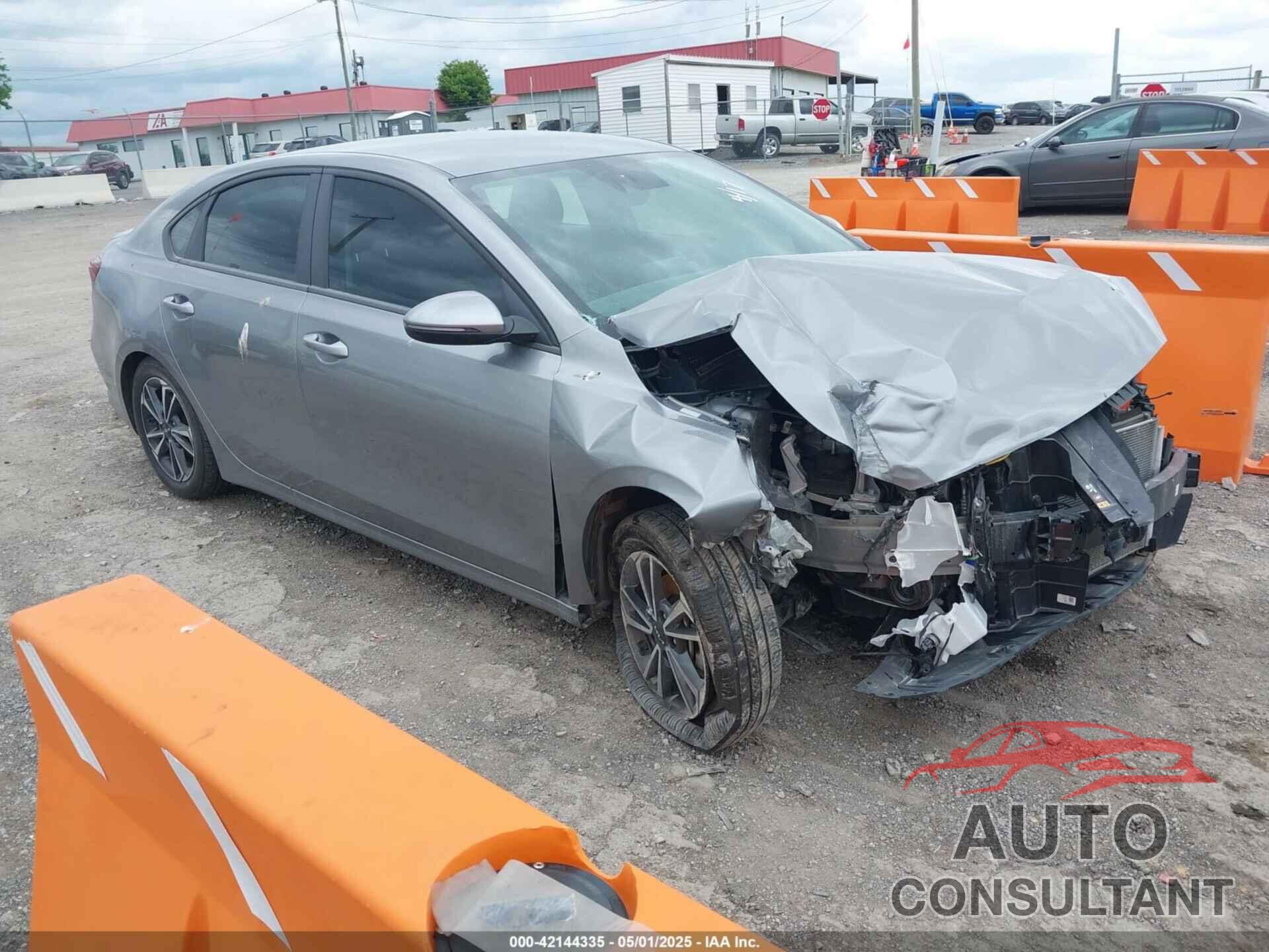 KIA FORTE 2024 - 3KPF24AD2RE703987