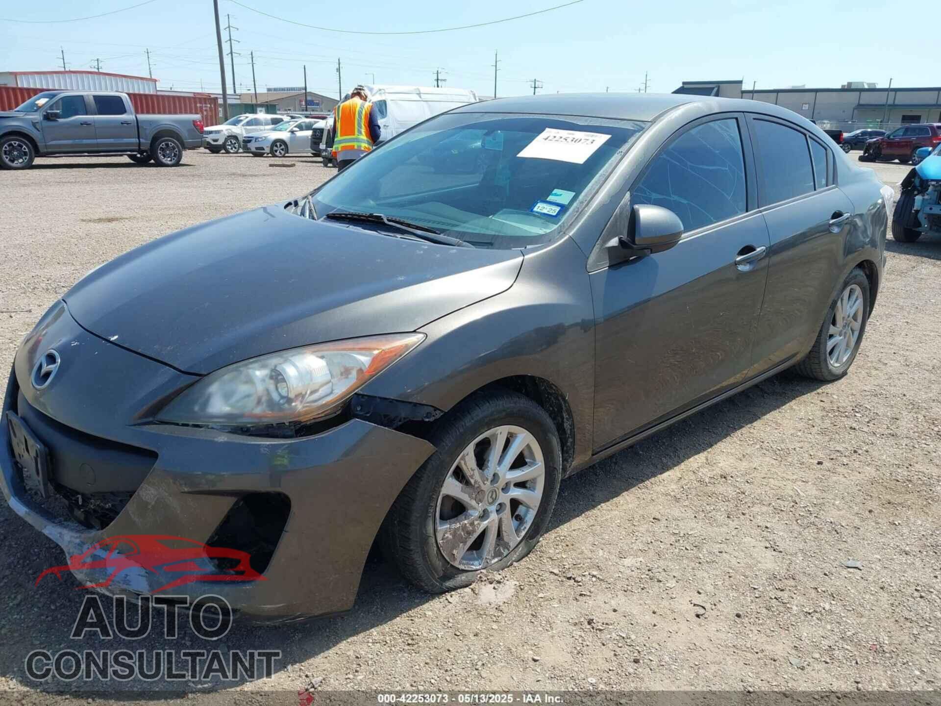 MAZDA MAZDA3 2012 - JM1BL1VFXC1517114