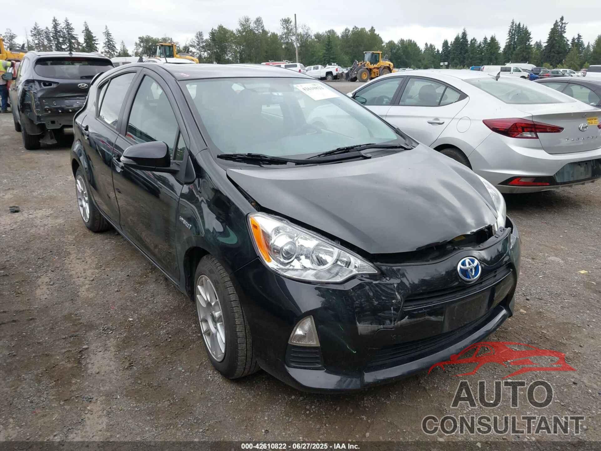 TOYOTA PRIUS C 2014 - JTDKDTB30E1061551