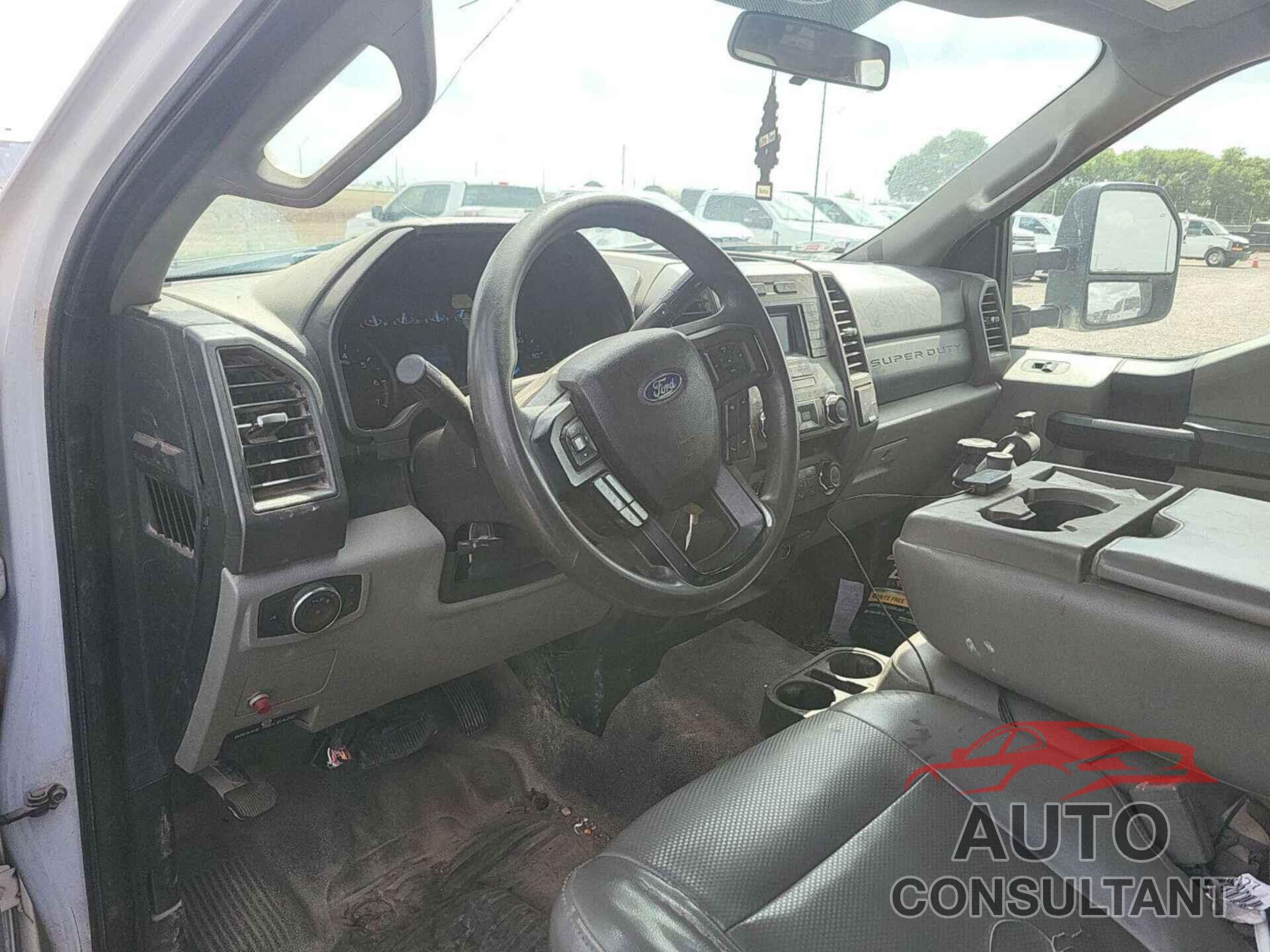 FORD F350 2019 - 1FD7X3A68KEG78527