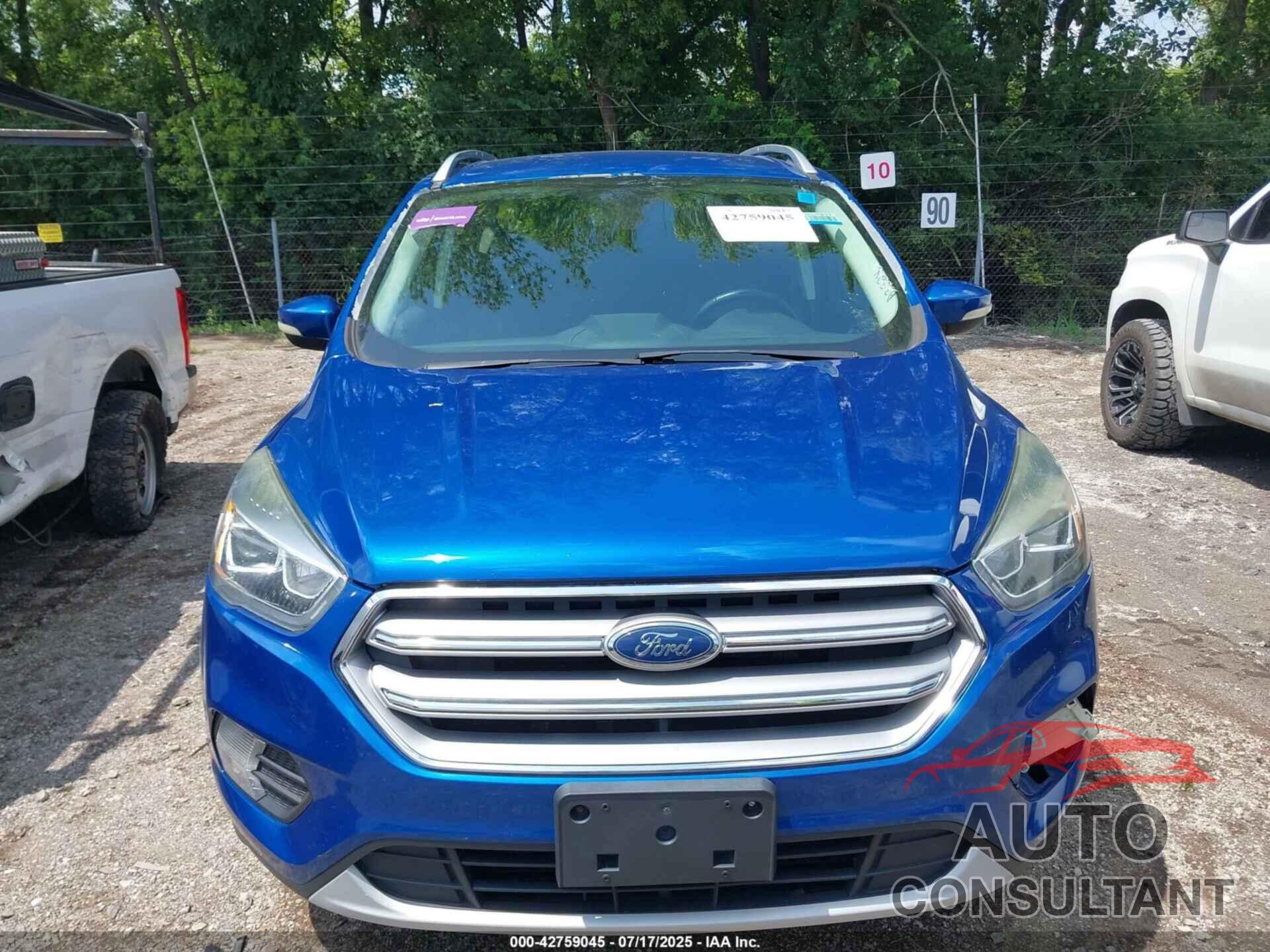 FORD ESCAPE 2017 - 1FMCU0JD7HUC21744