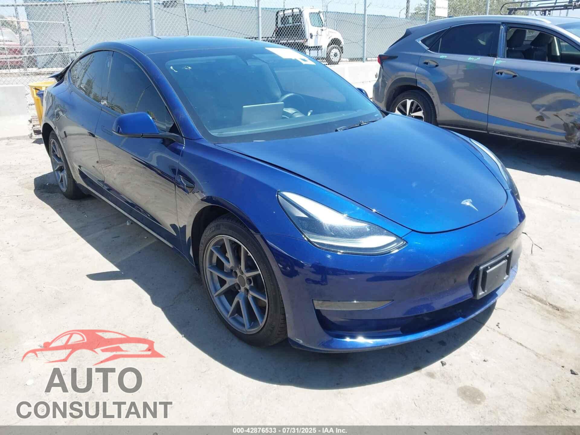 TESLA MODEL 3 2023 - 5YJ3E1EA8PF709423