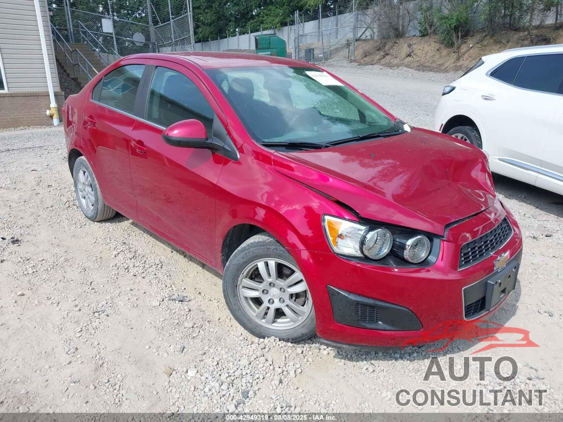 CHEVROLET SONIC 2015 - 1G1JC5SHXF4181484