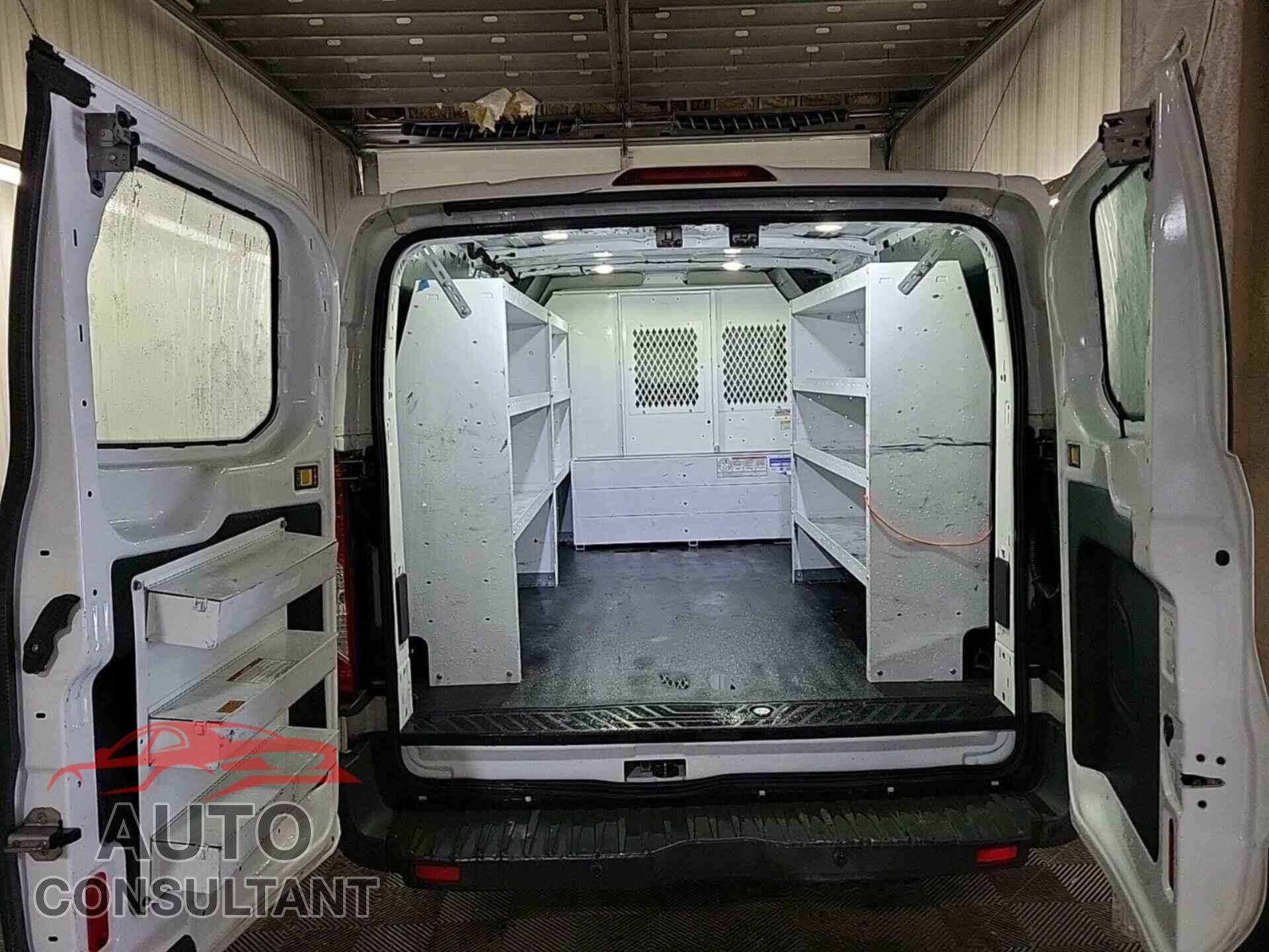 FORD TRANSIT 2017 - 1FTYE1YM5HKA82518