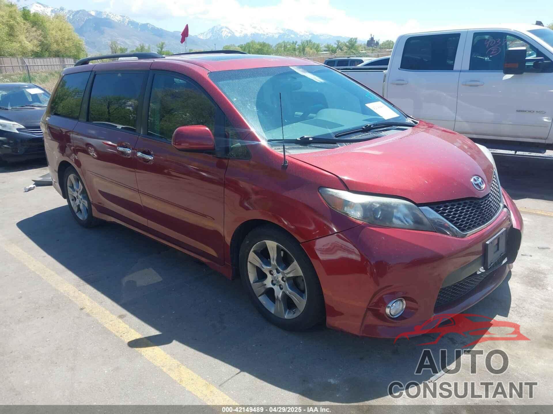 TOYOTA SIENNA 2013 - 5TDXK3DC9DS351975