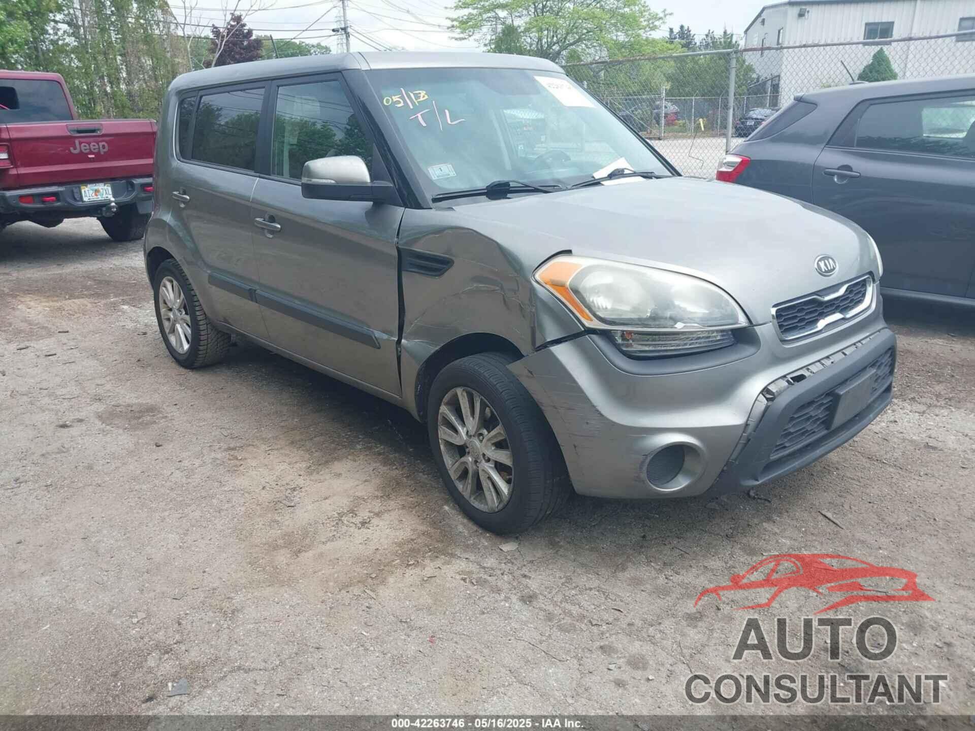 KIA SOUL 2012 - KNDJT2A6XC7437140