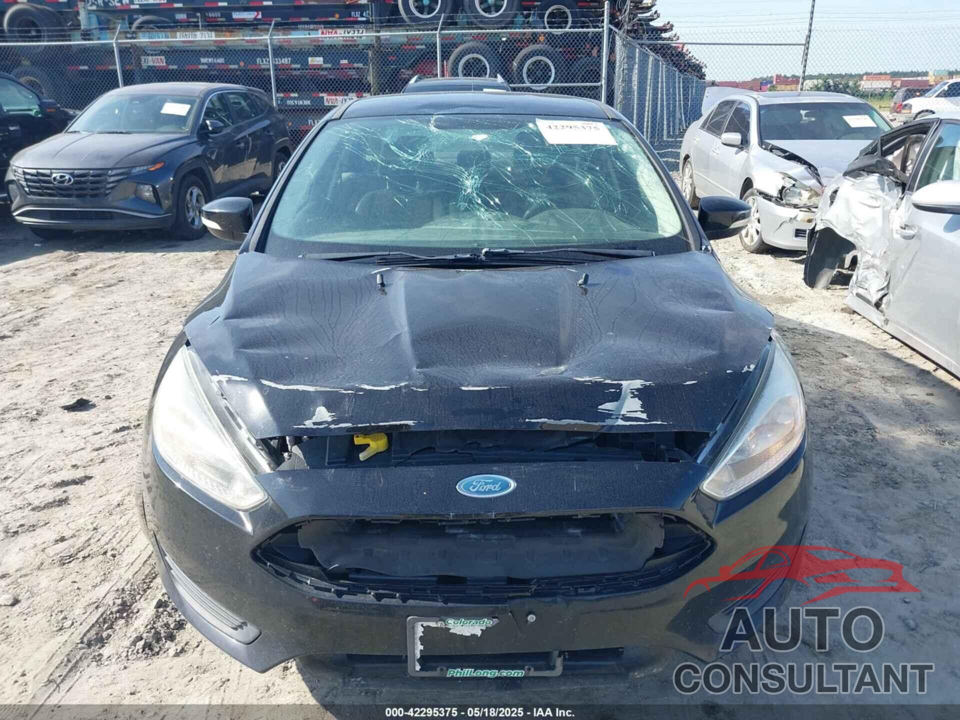 FORD FOCUS 2017 - 1FADP3F24HL332725