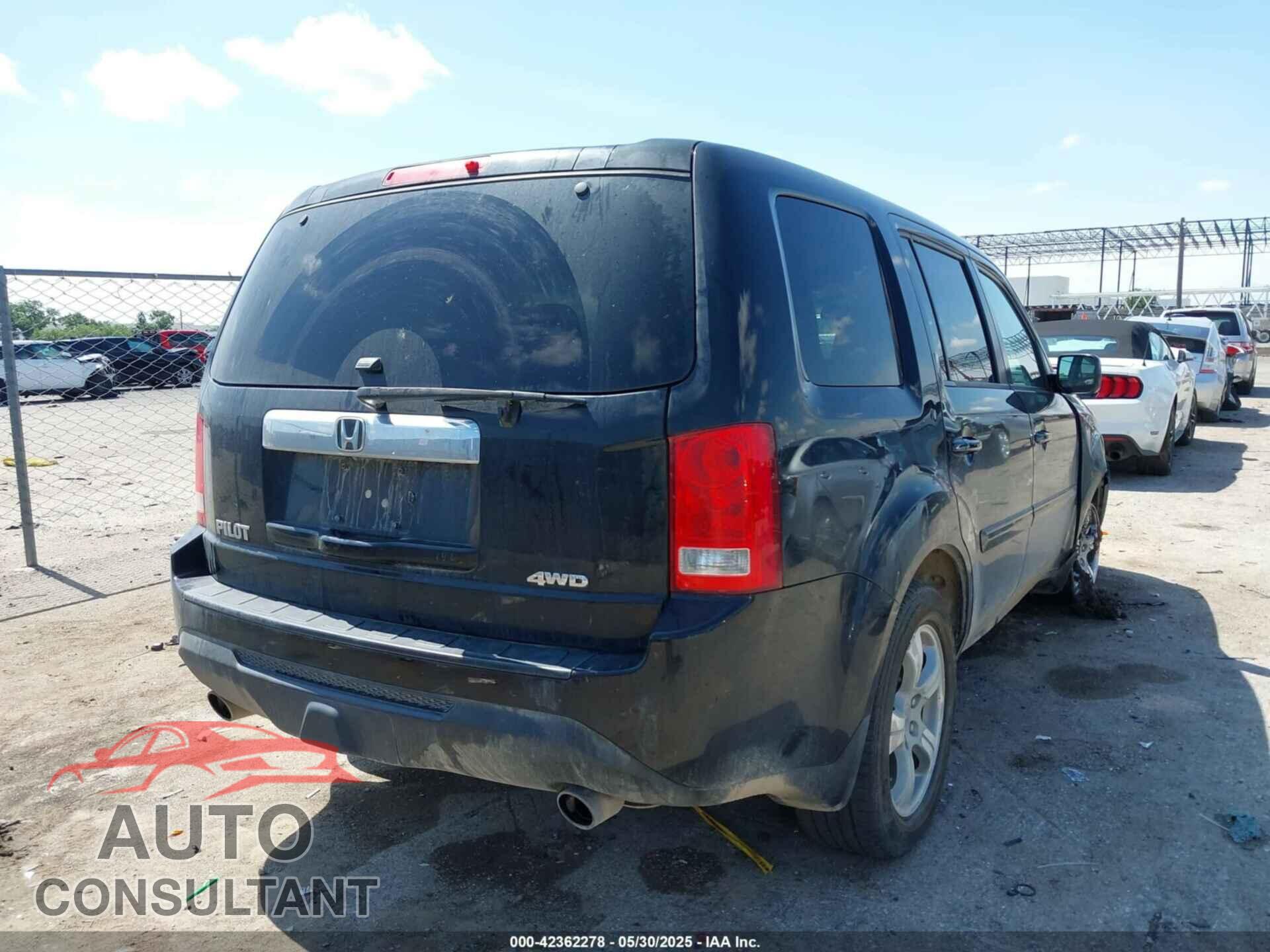 HONDA PILOT 2014 - 5FNYF4H56EB044070