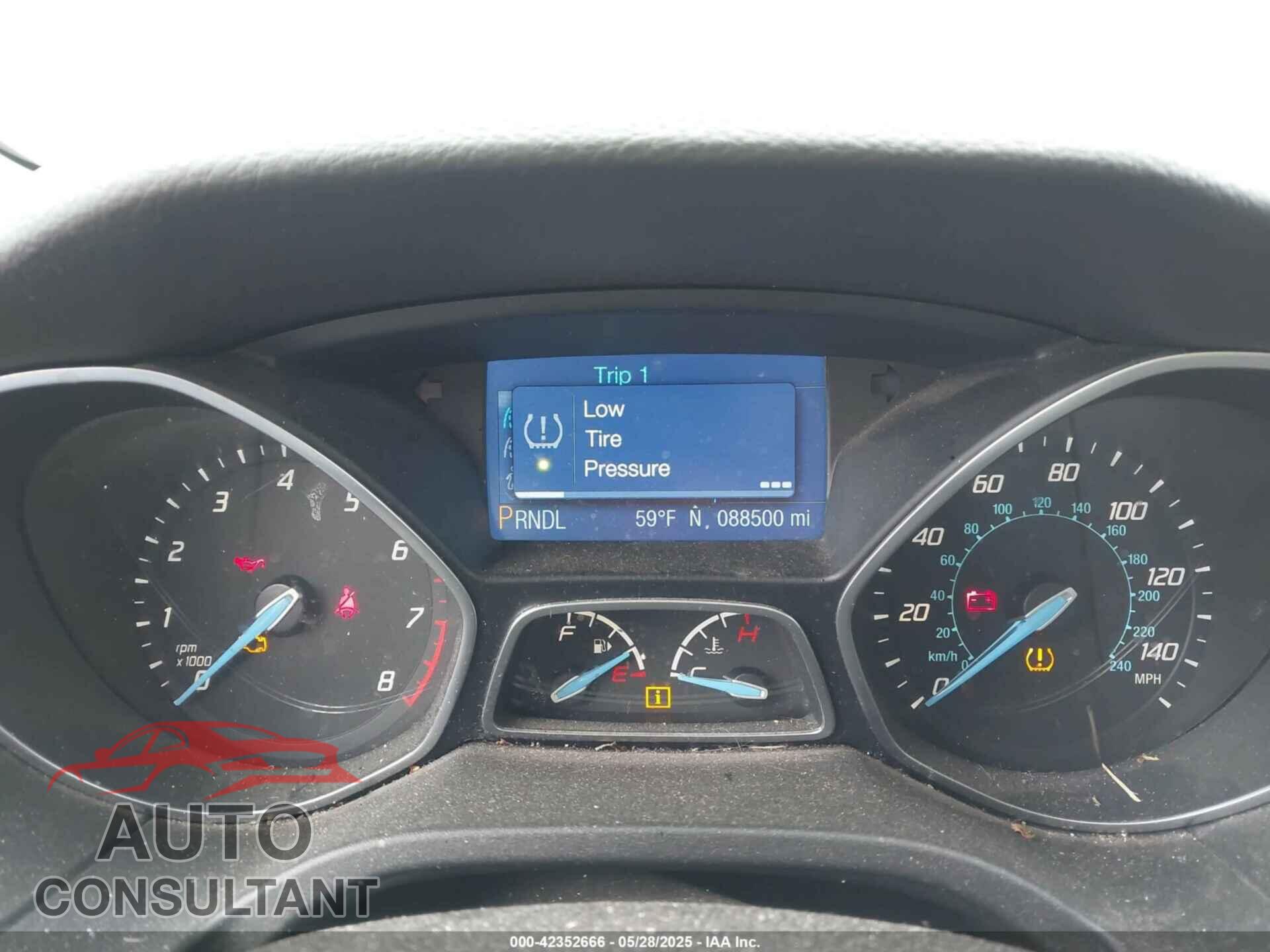 FORD FOCUS 2013 - 1FADP3F27DL332048