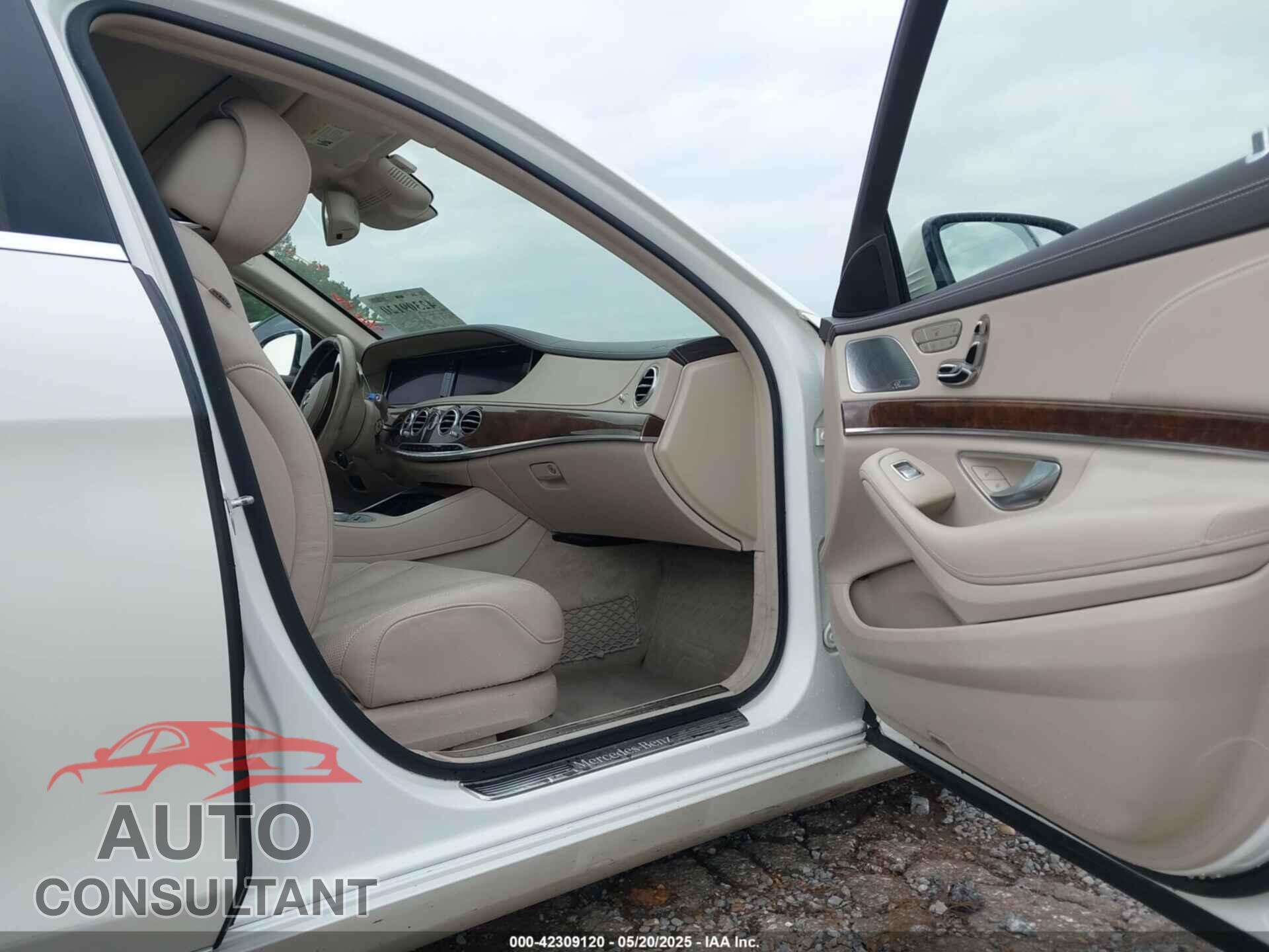 MERCEDES-BENZ S 550 2015 - WDDUG8CB3FA187185