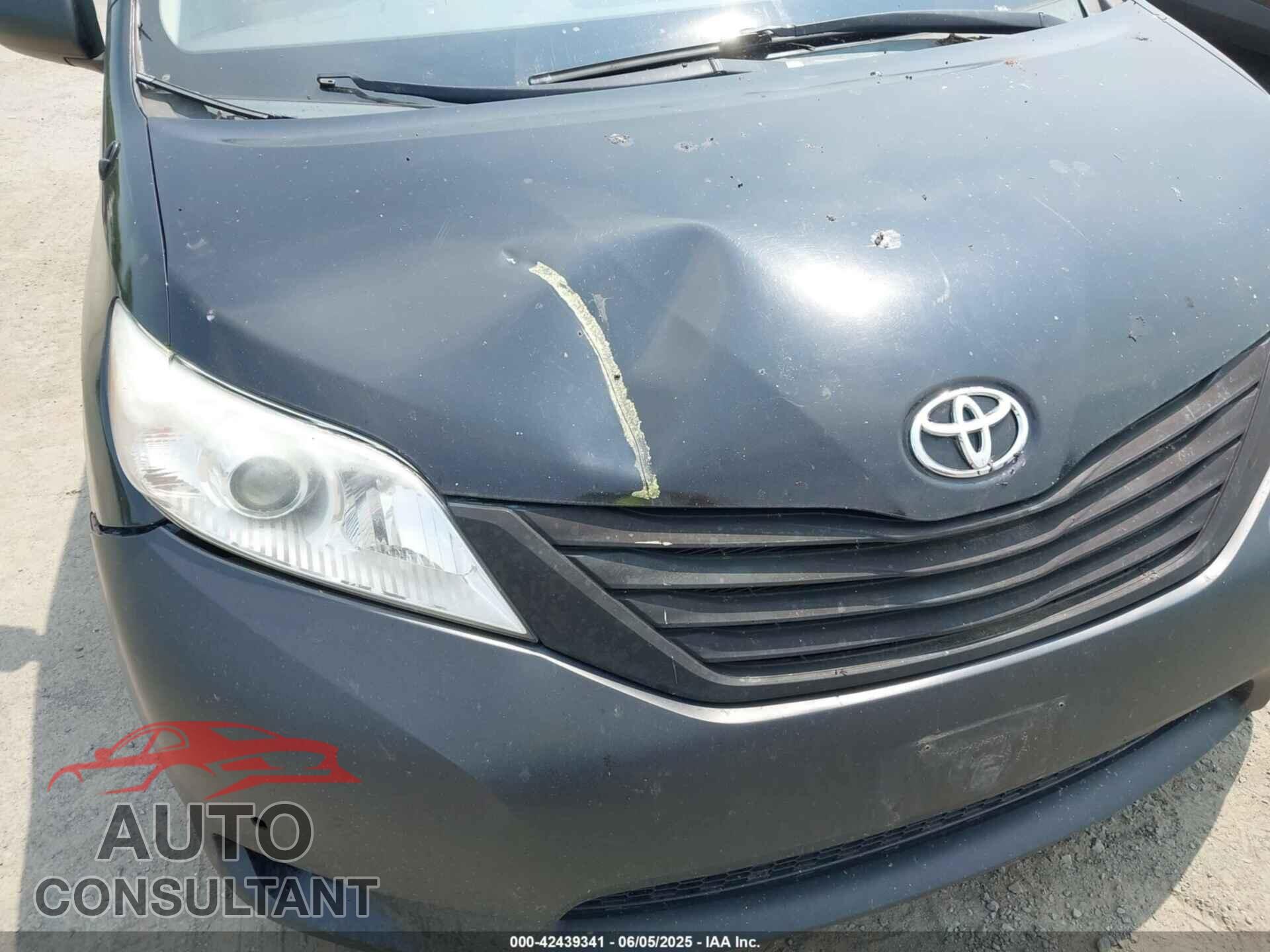 TOYOTA SIENNA 2014 - 5TDZK3DCXES450220