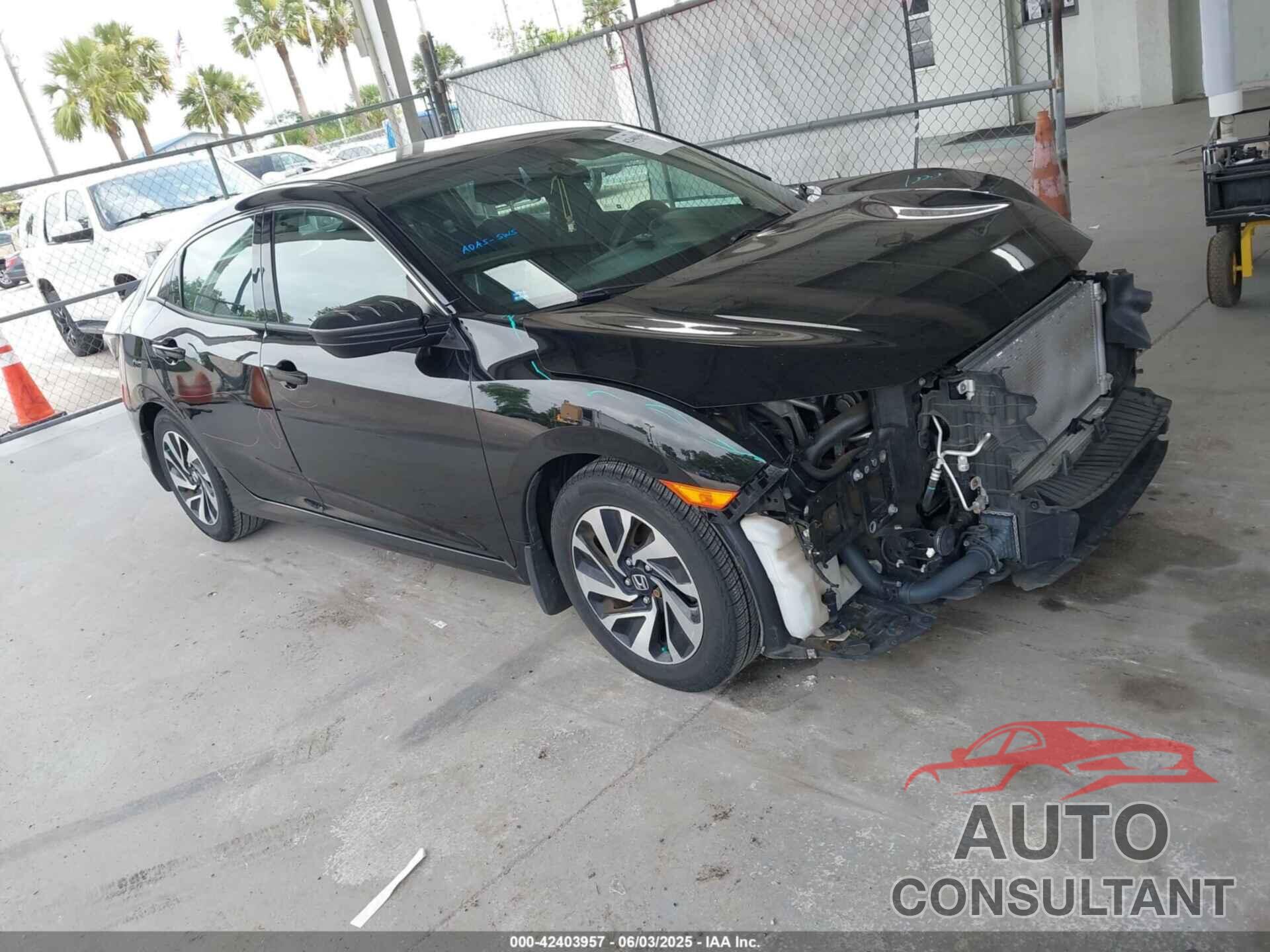 HONDA CIVIC 2018 - SHHFK7H28JU406368