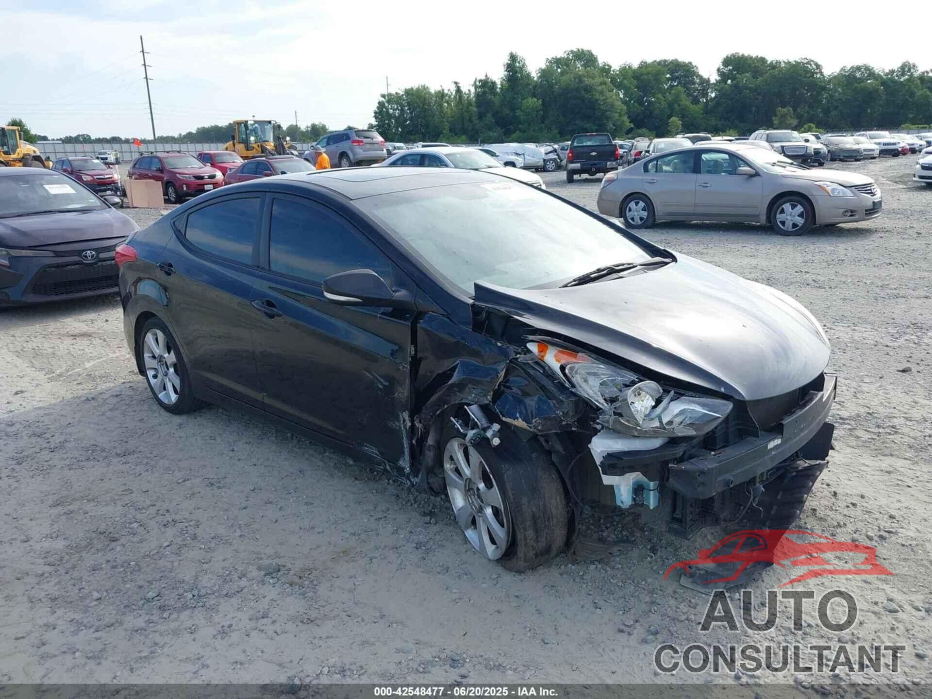 HYUNDAI ELANTRA 2013 - 5NPDH4AE4DH173685