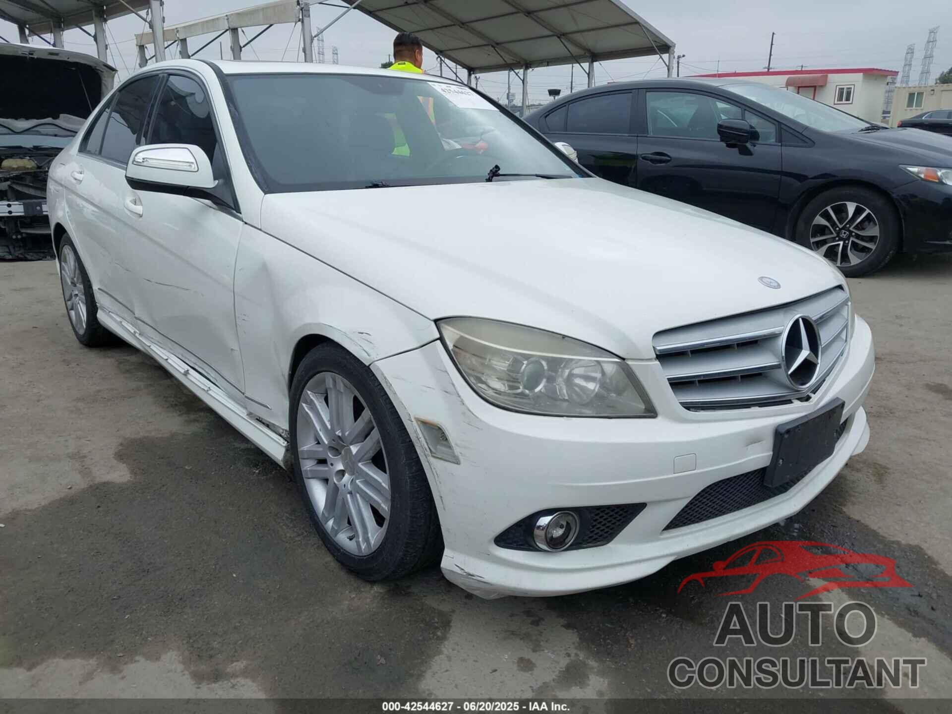 MERCEDES-BENZ C 300 2009 - WDDGF54X29R067733