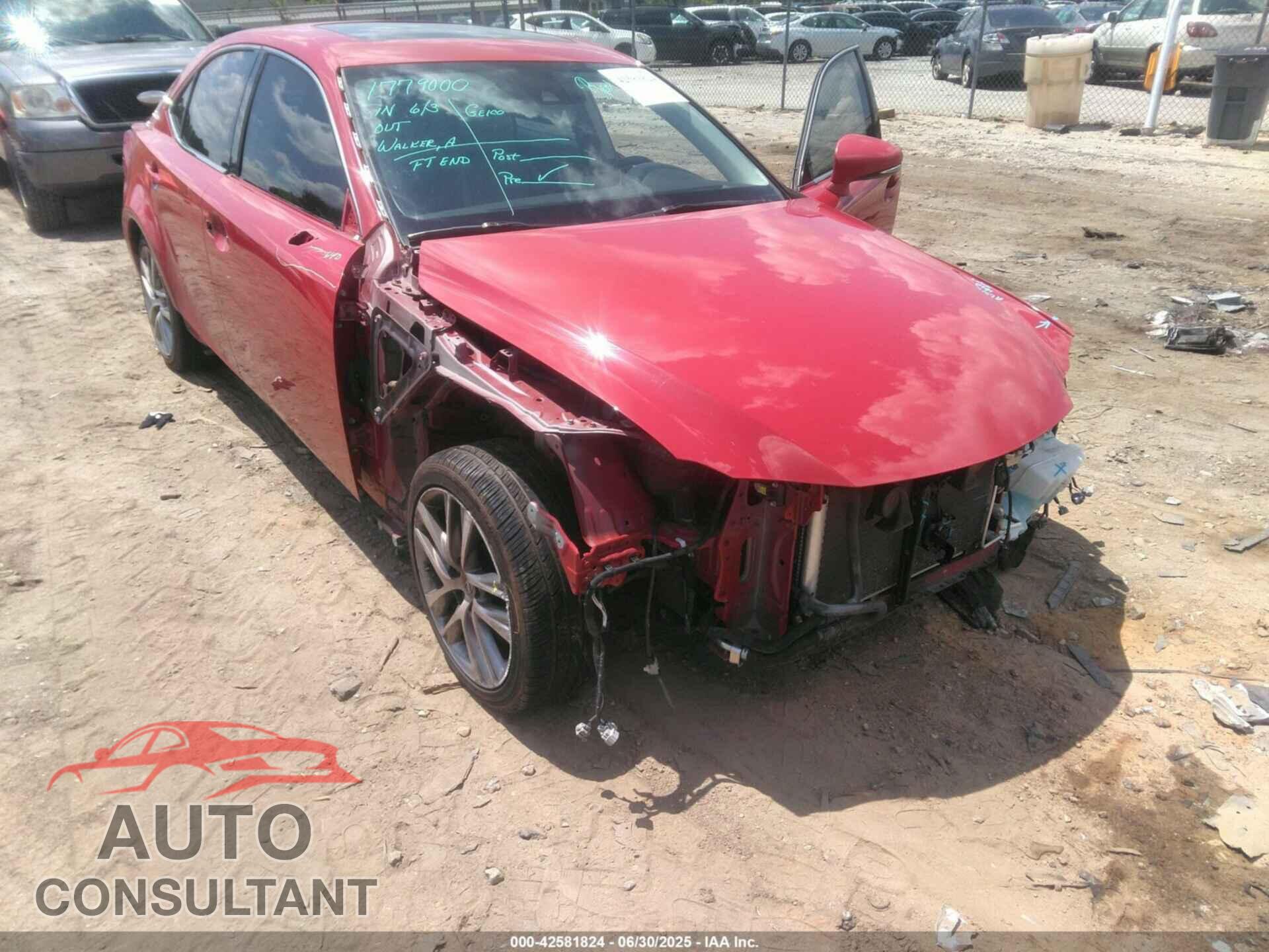 LEXUS IS 300 2018 - JTHBA1D20J5066901