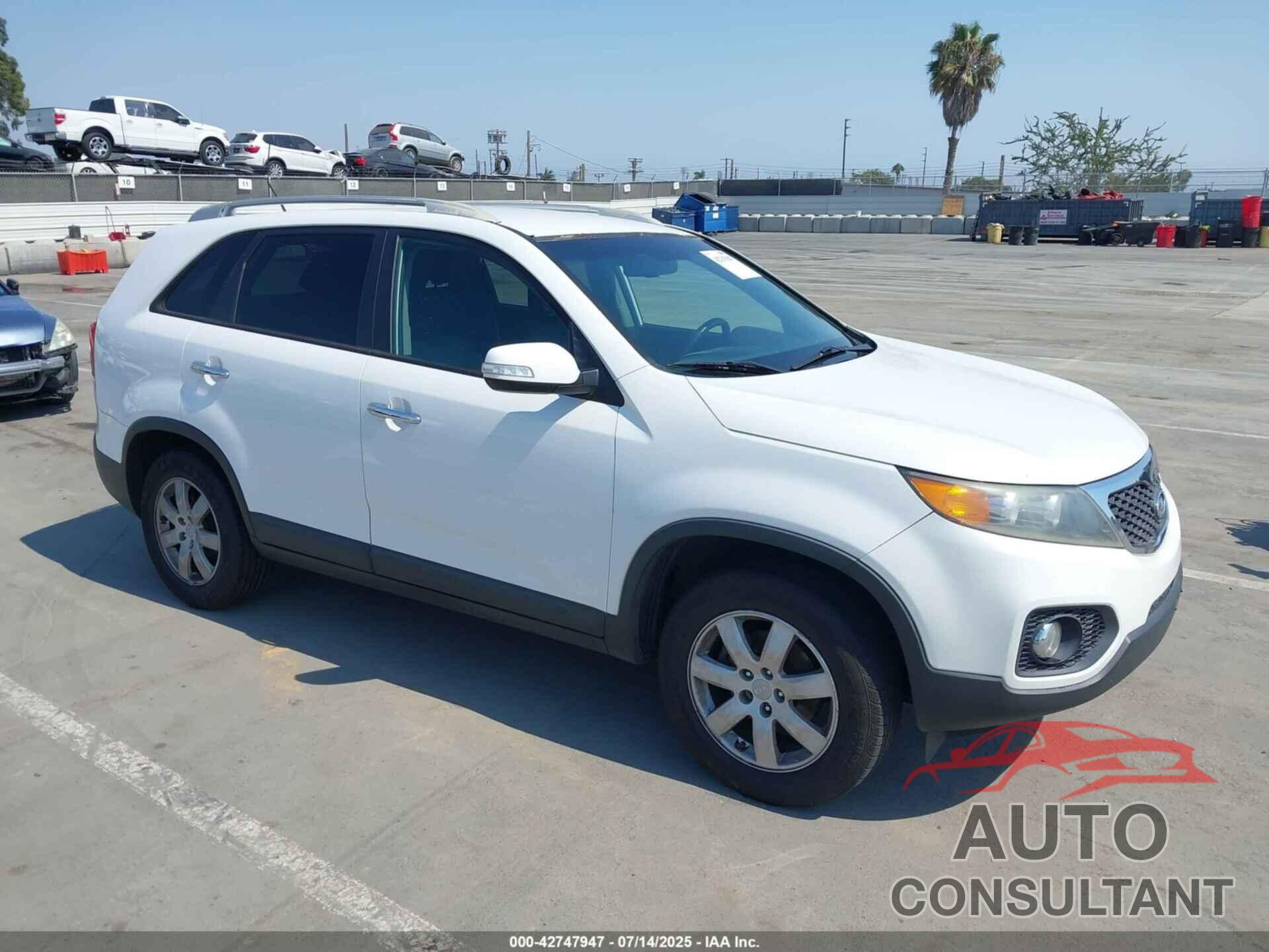 KIA SORENTO 2013 - 5XYKT3A61DG317094