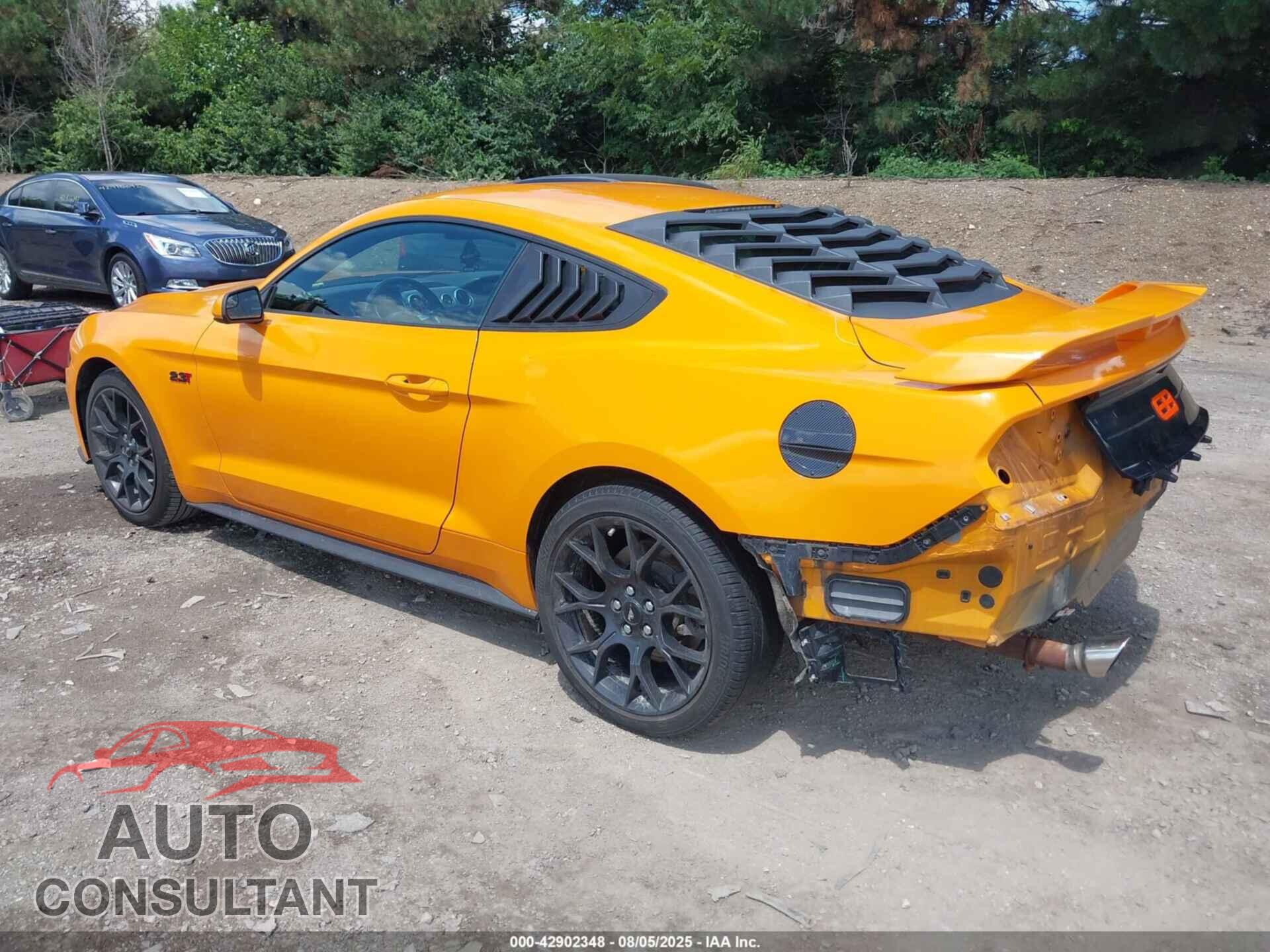 FORD MUSTANG 2018 - 1FA6P8TH6J5137153