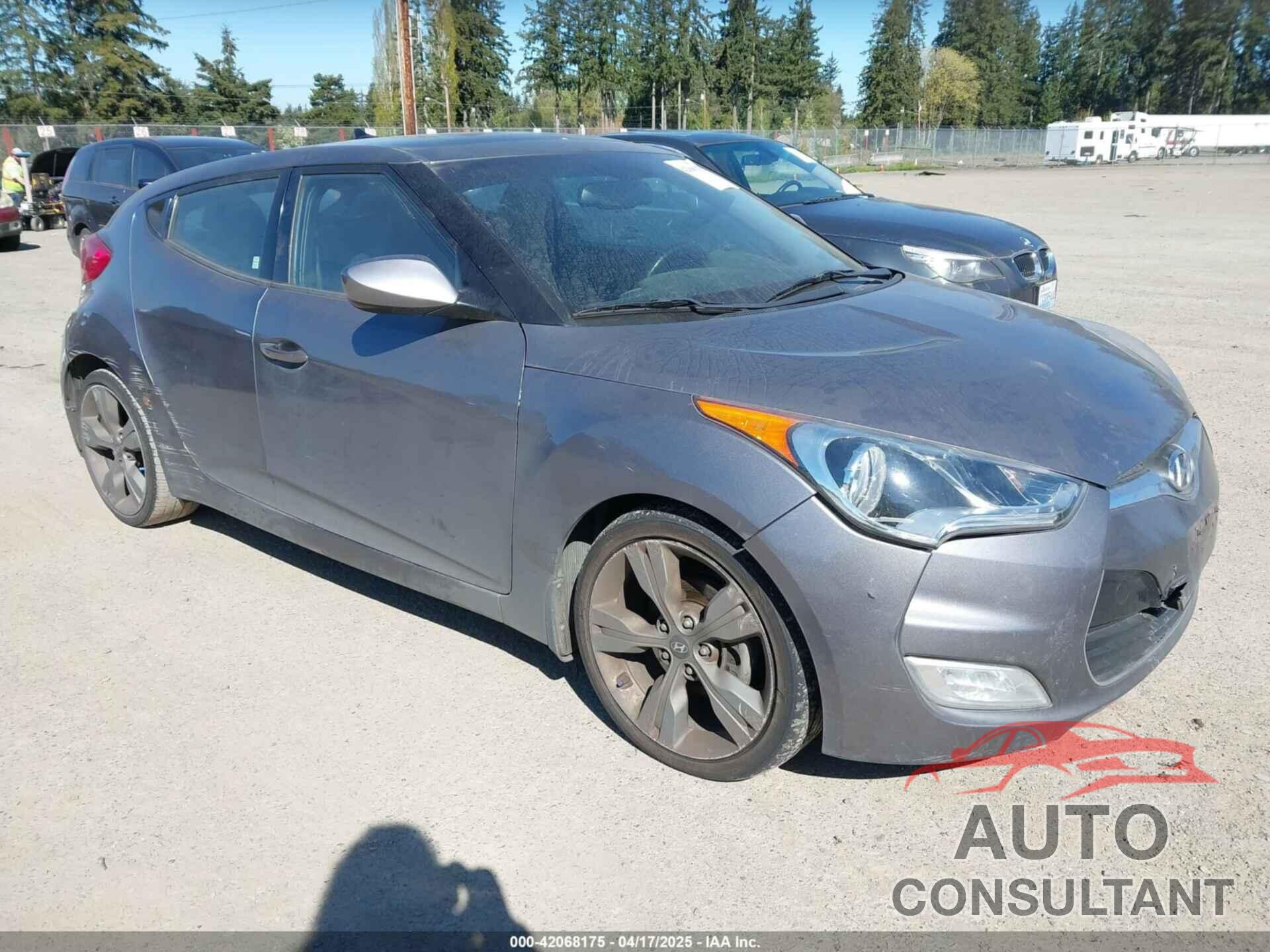 HYUNDAI VELOSTER 2013 - KMHTC6AD8DU103122
