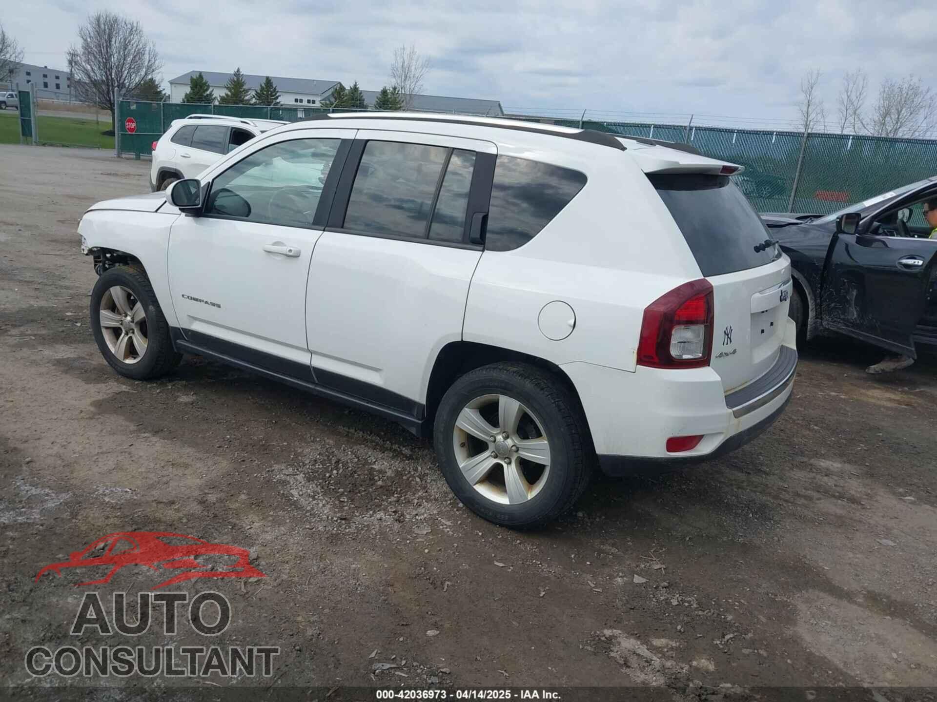 JEEP COMPASS 2015 - 1C4NJDEB5FD118101