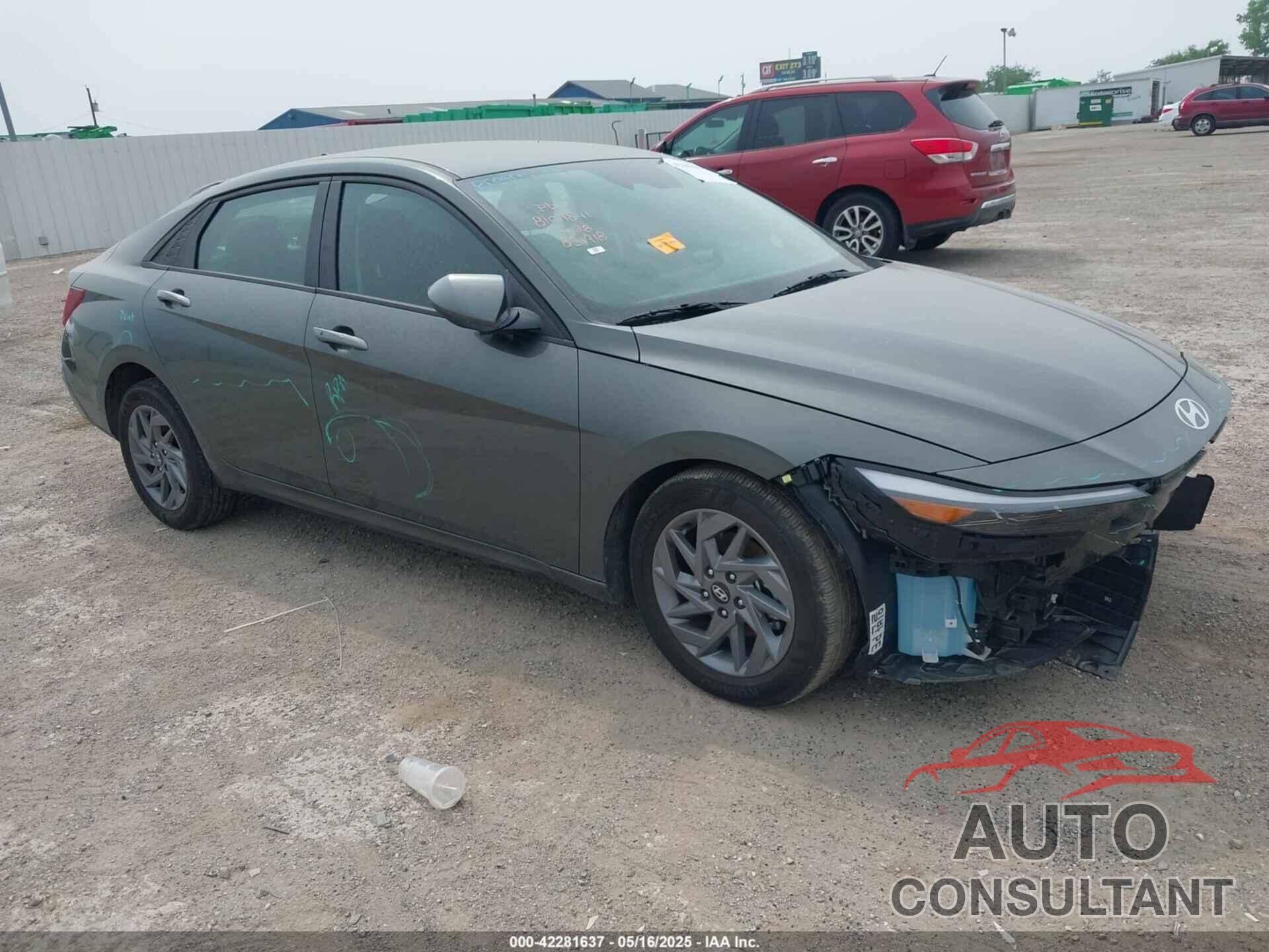 HYUNDAI ELANTRA 2024 - KMHLM4DG9RU831918