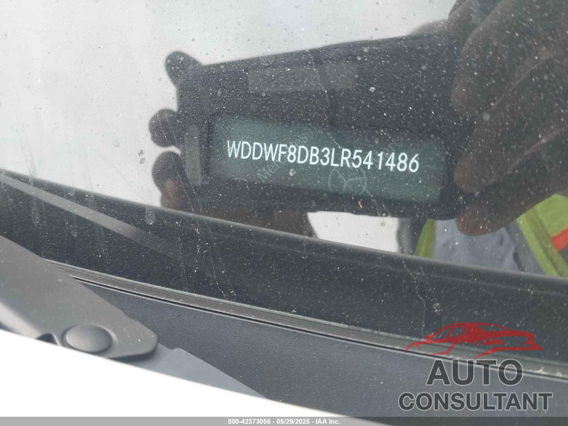 MERCEDES-BENZ C 300 2020 - WDDWF8DB3LR541486