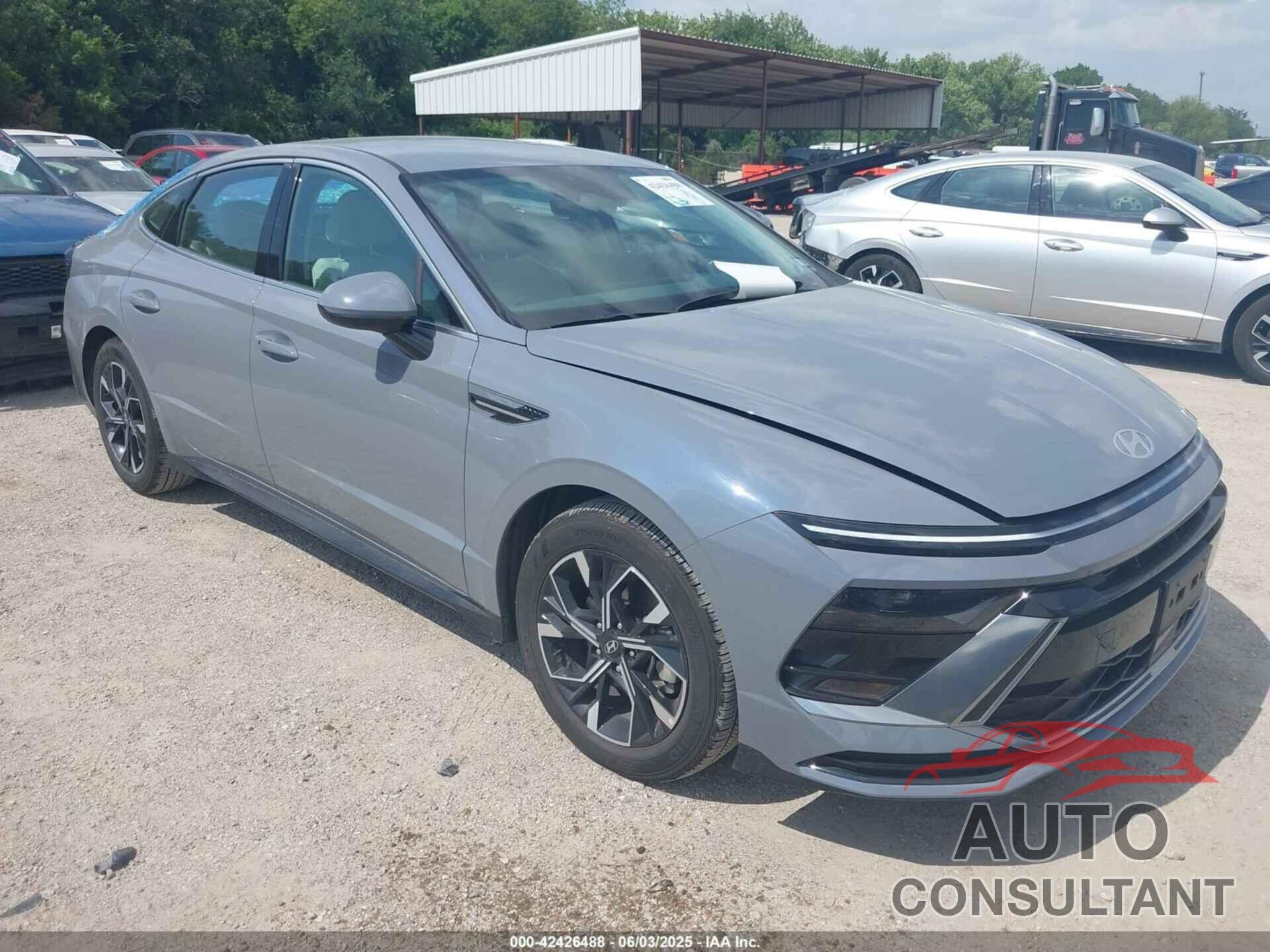 HYUNDAI SONATA 2025 - KMHL64JA4SA461818