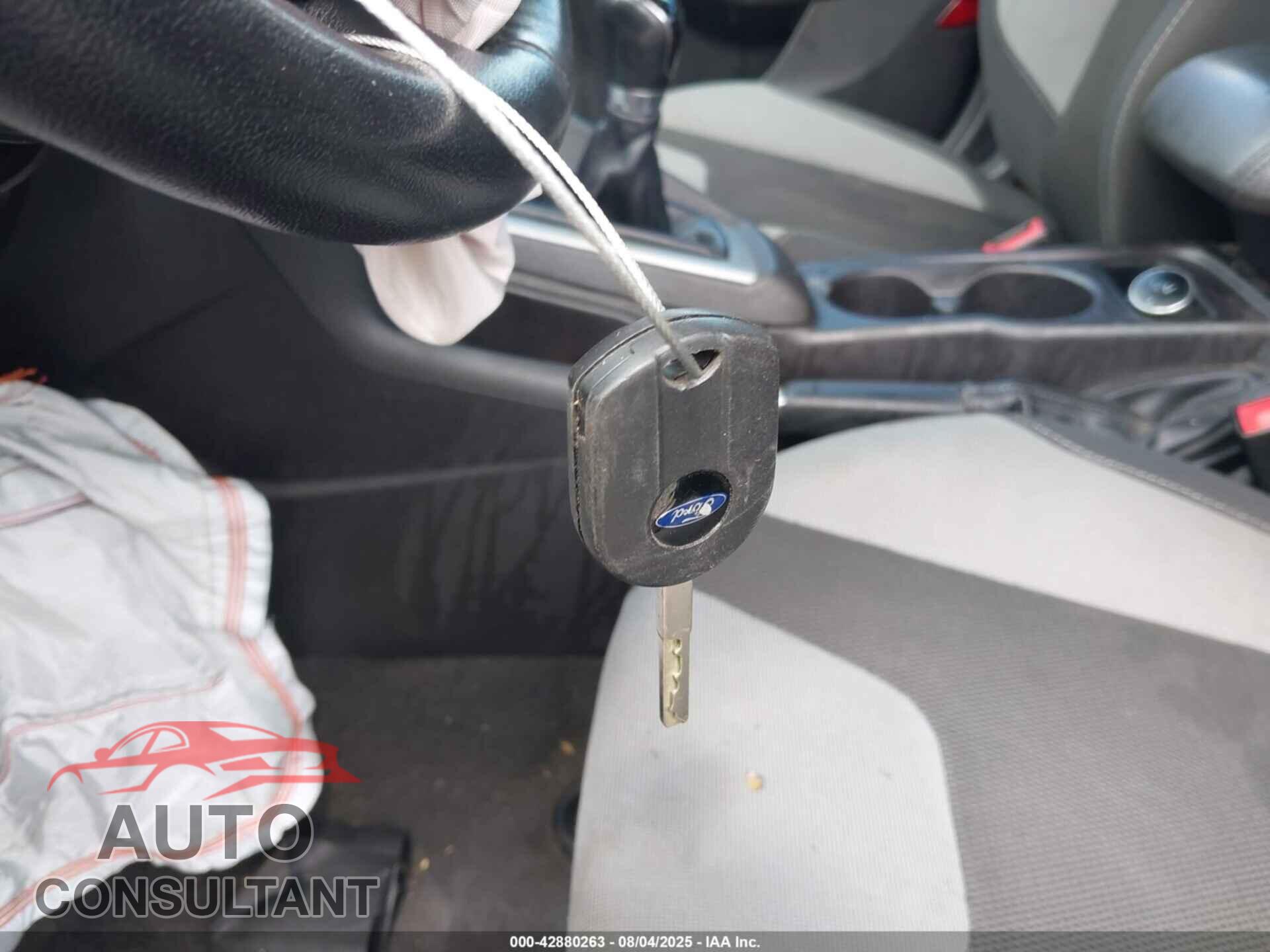 FORD FOCUS 2014 - 1FADP3F21EL182598