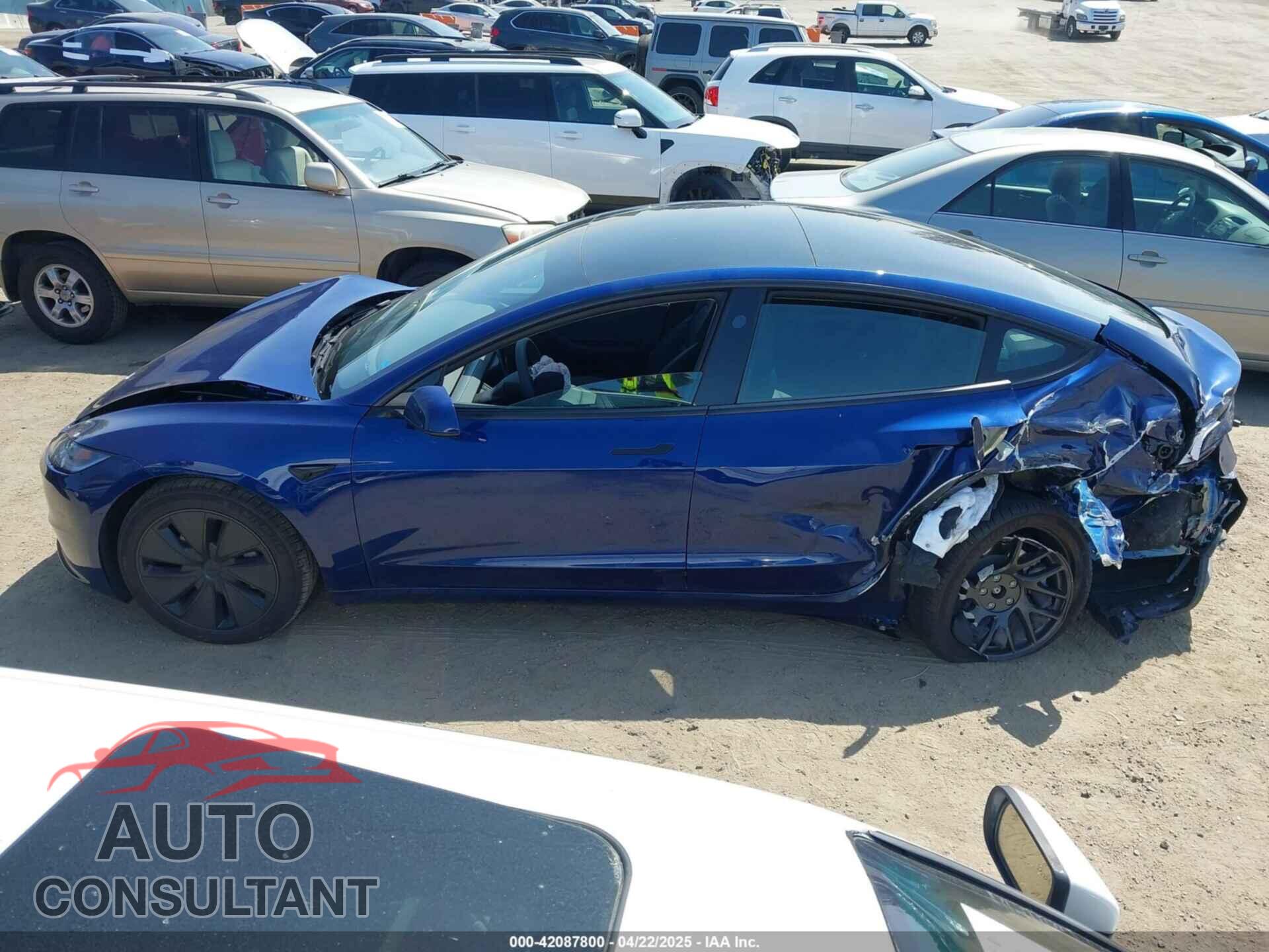 TESLA MODEL 3 2024 - 5YJ3E1EA4RF870435