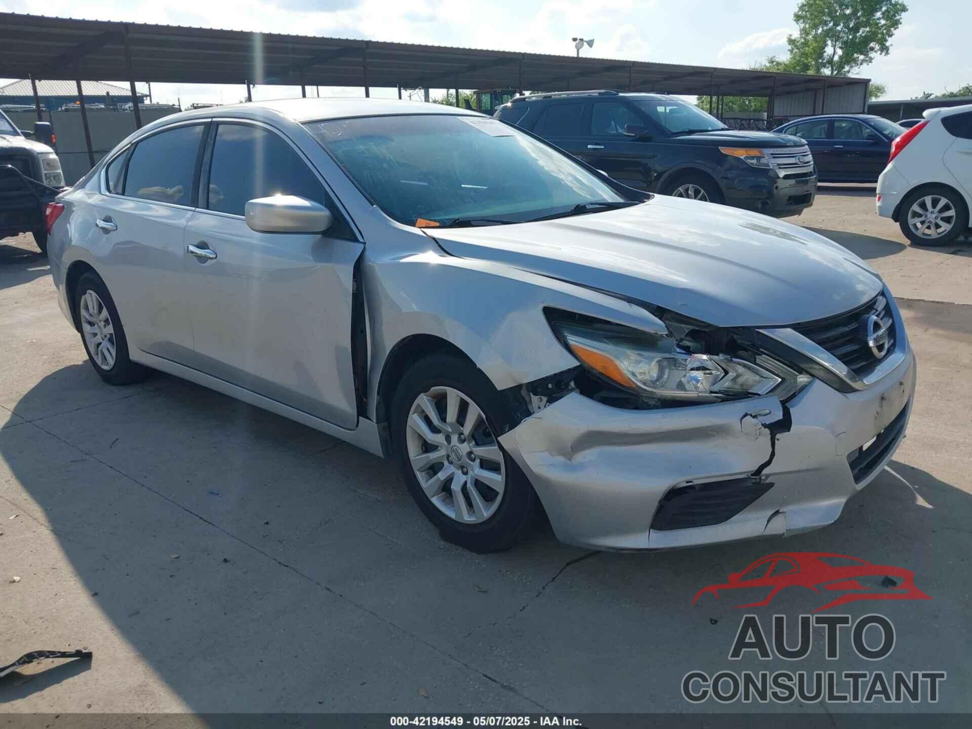 NISSAN ALTIMA 2017 - 1N4AL3AP8HN354006