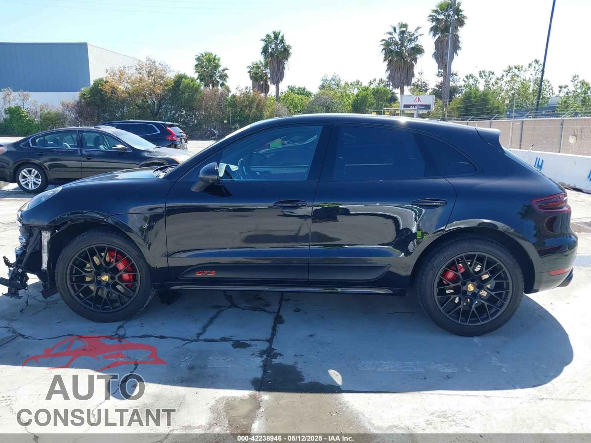 PORSCHE MACAN 2017 - WP1AG2A55HLB53391