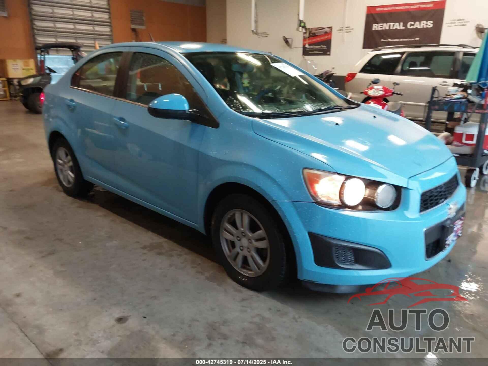 CHEVROLET SONIC 2014 - 1G1JC5SH7E4154158