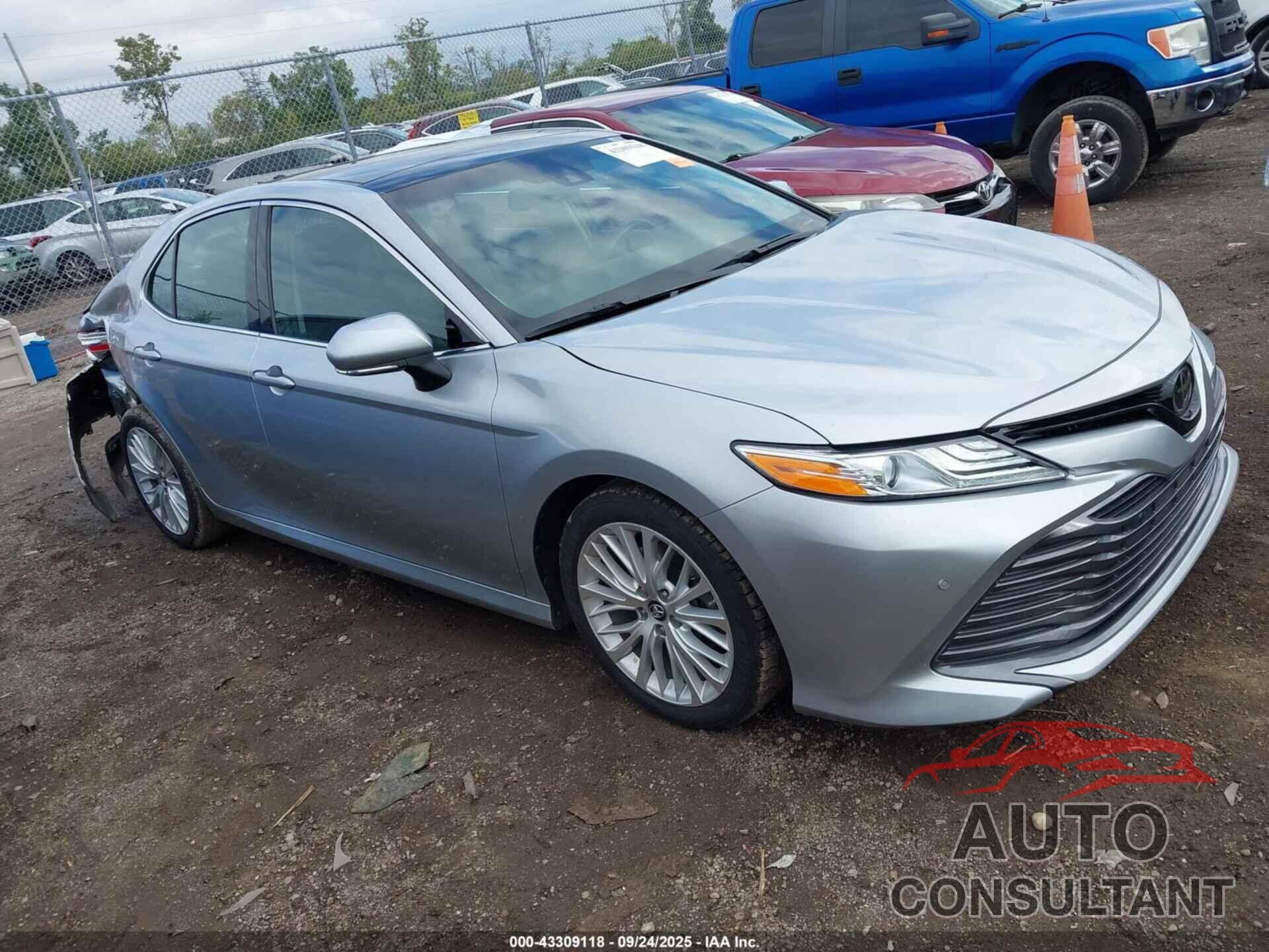 TOYOTA CAMRY 2018 - 4T1BZ1HK3JU007153