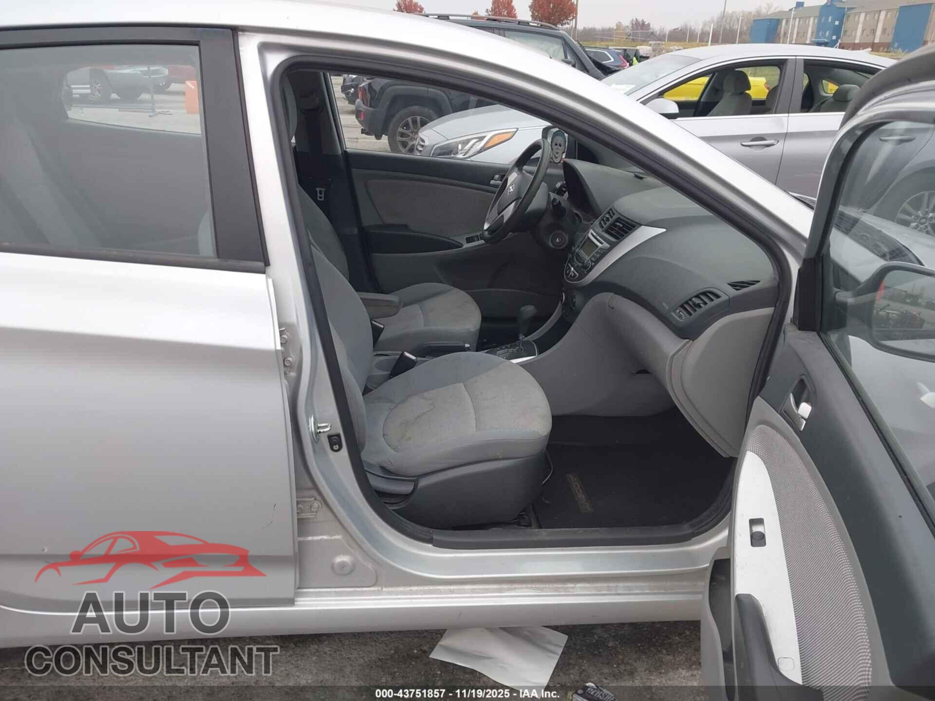 HYUNDAI ACCENT 2012 - KMHCT4AE5CU217560