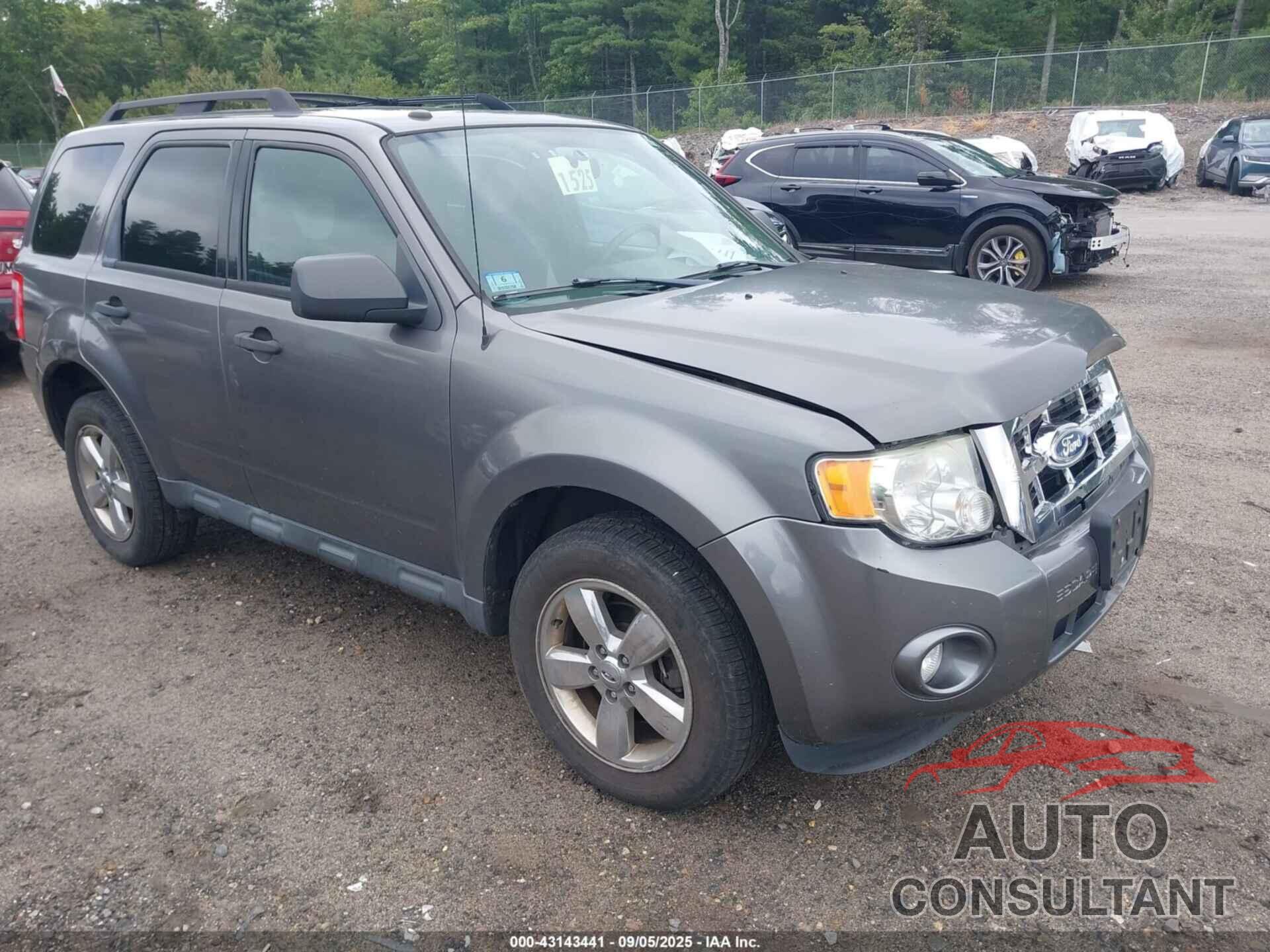 FORD ESCAPE 2011 - 1FMCU9DG9BKB17396
