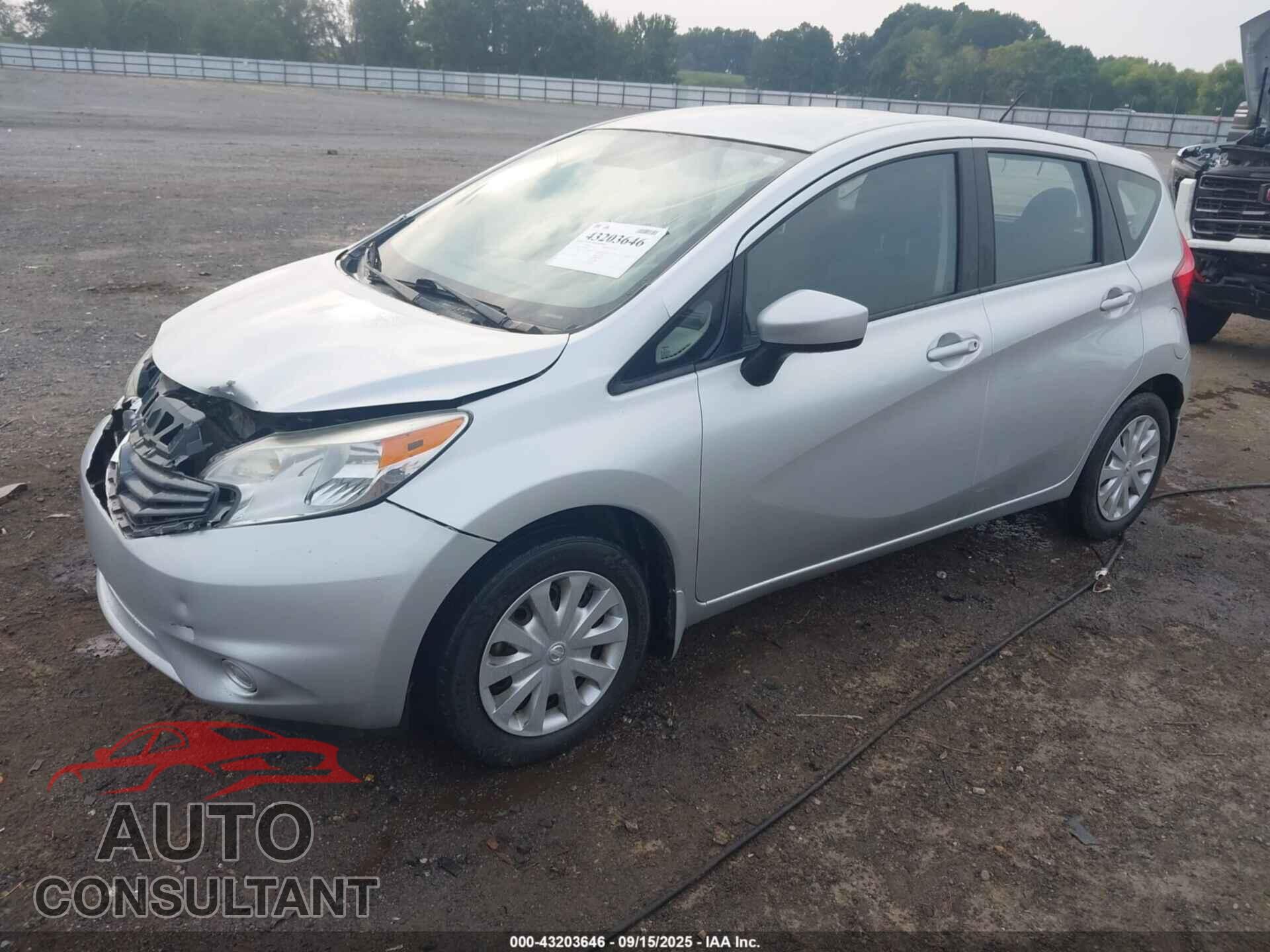 NISSAN VERSA NOTE 2015 - 3N1CE2CP3FL448640