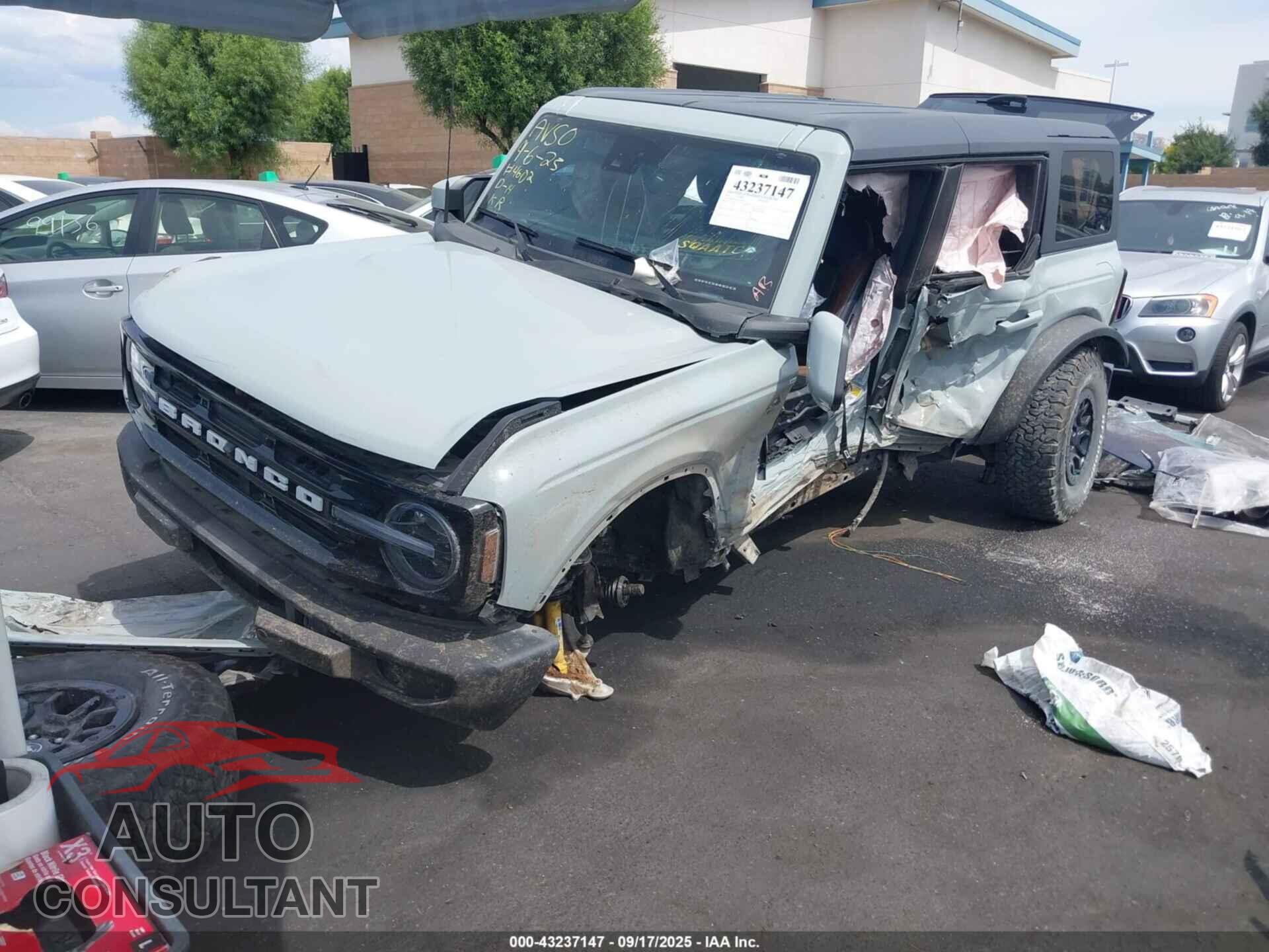 FORD BRONCO 2023 - 1FMEE5DP5PLA95929