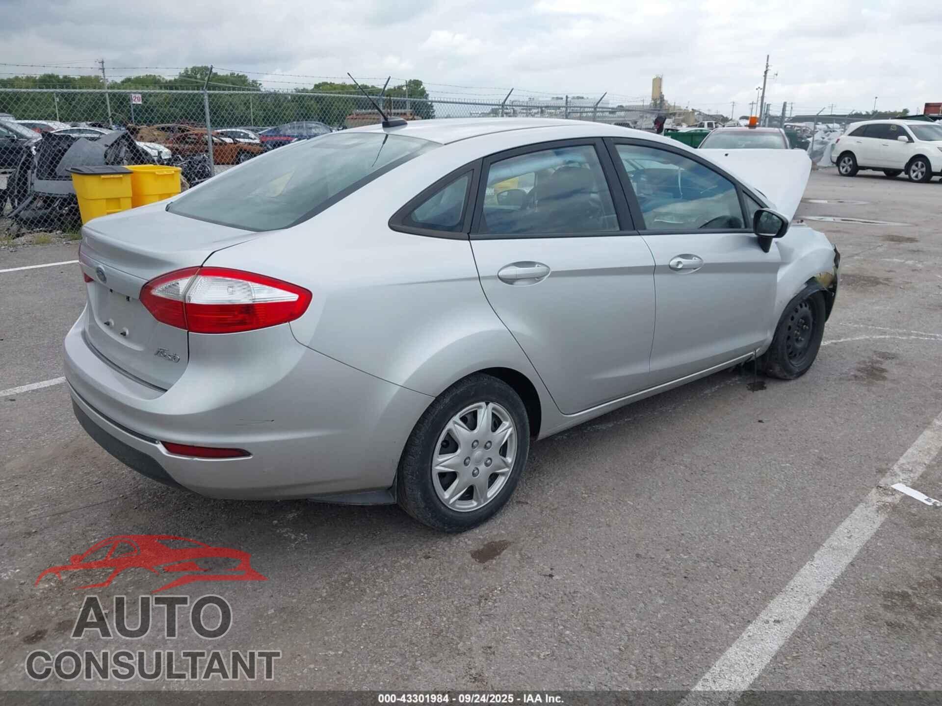 FORD FIESTA 2015 - 3FADP4AJ2FM179357