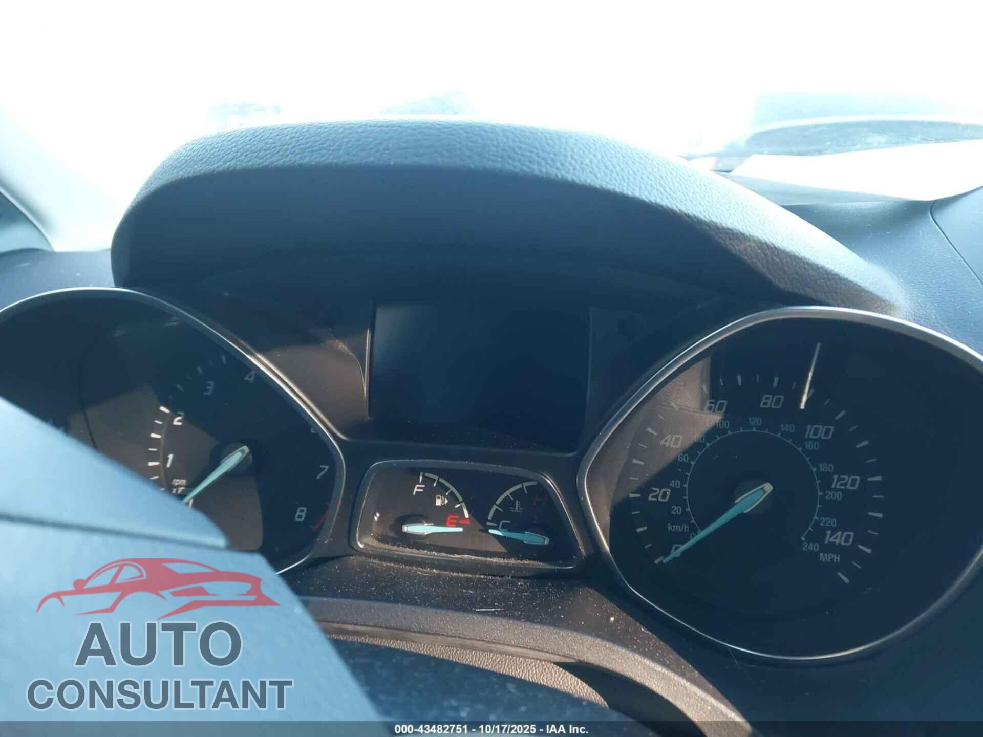 FORD ESCAPE 2016 - 1FMCU9J96GUB28552
