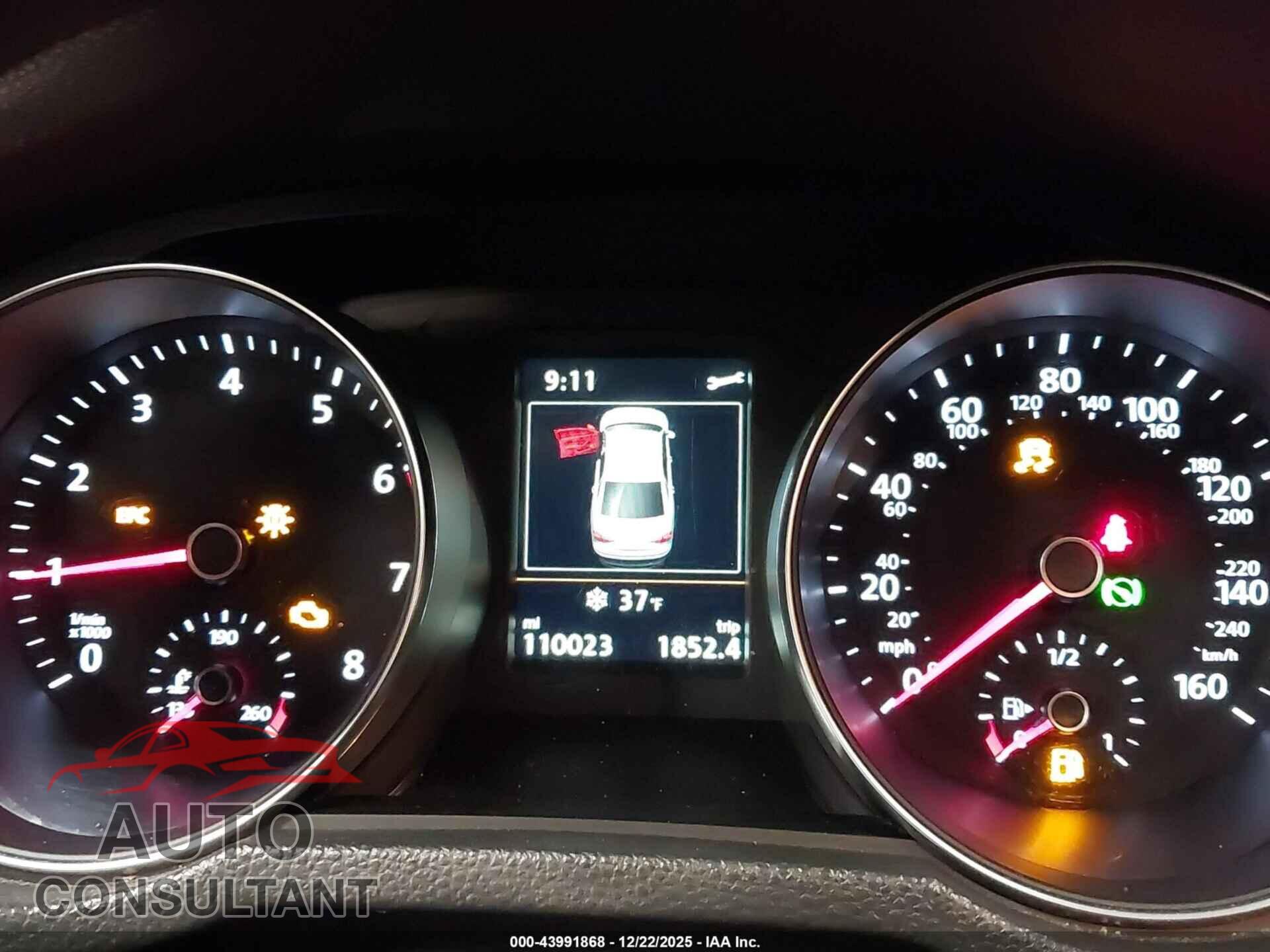VOLKSWAGEN PASSAT 2017 - 1VWCT7A33HC073036